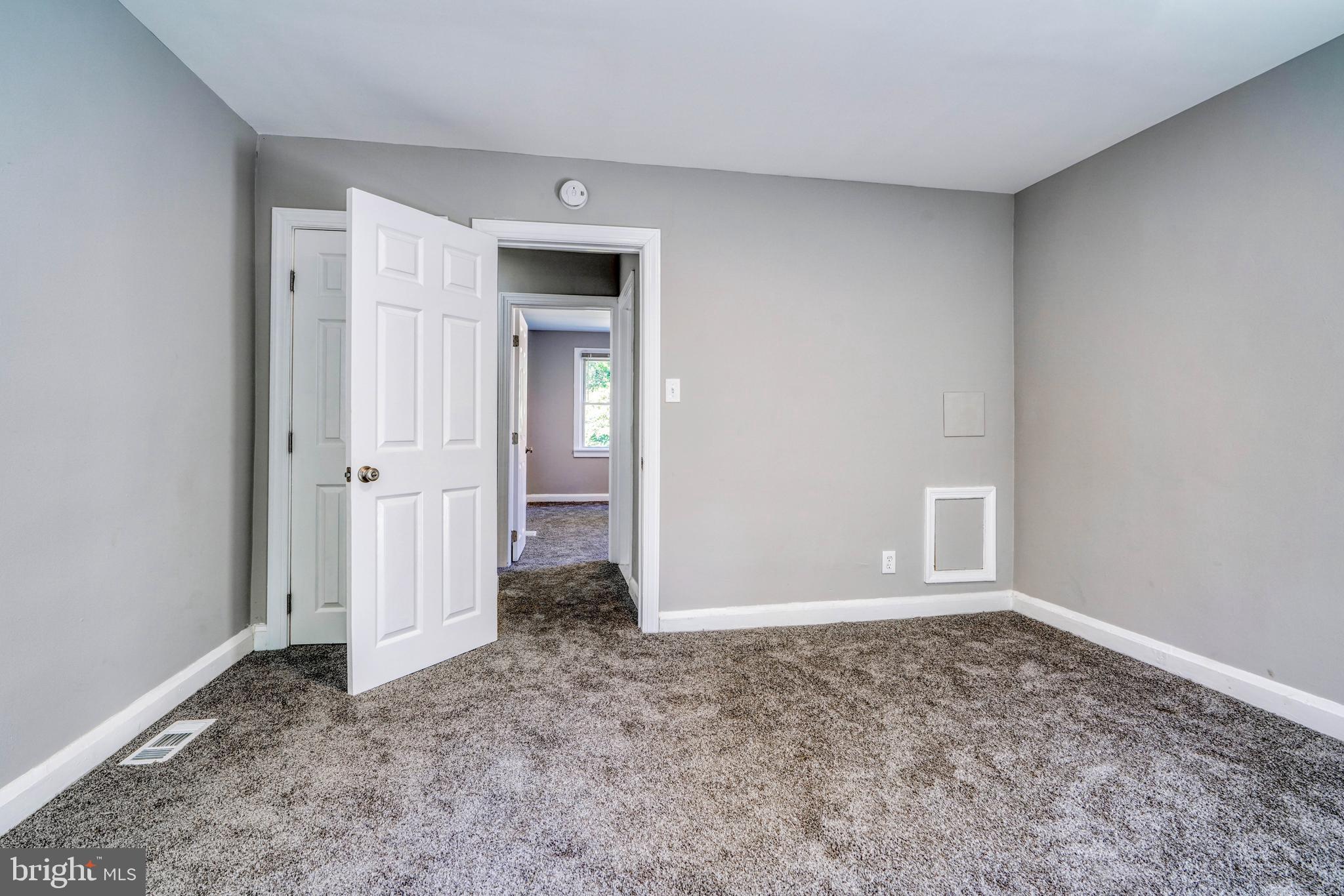 HAMILTON HILLS - Residential