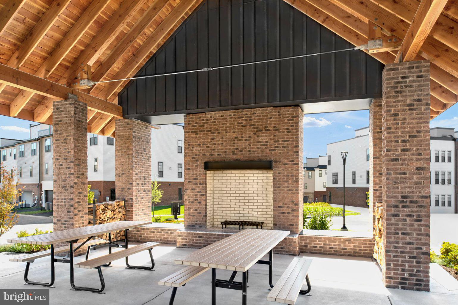 REGENCY AT BELMONT - Residential