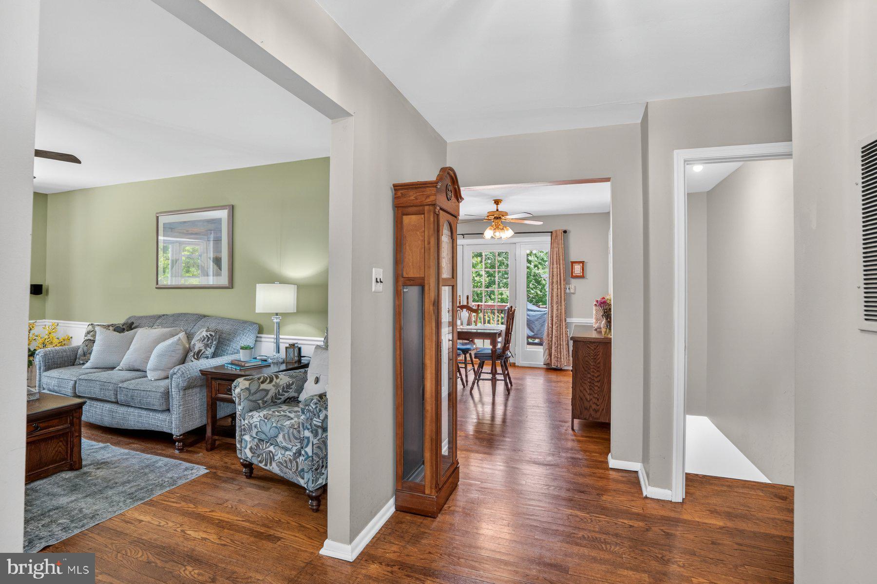 SAUNDERS POINT - Residential