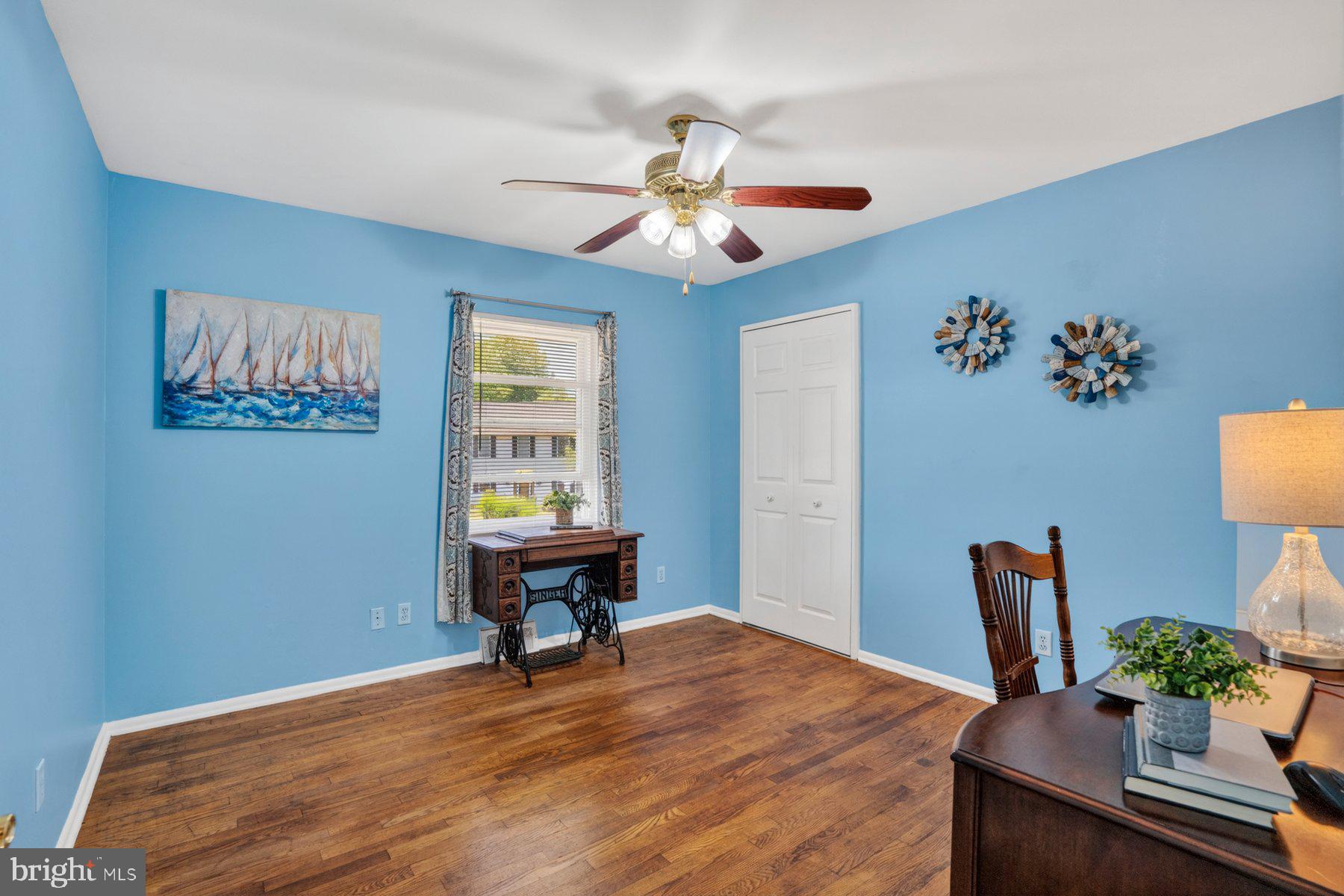 SAUNDERS POINT - Residential