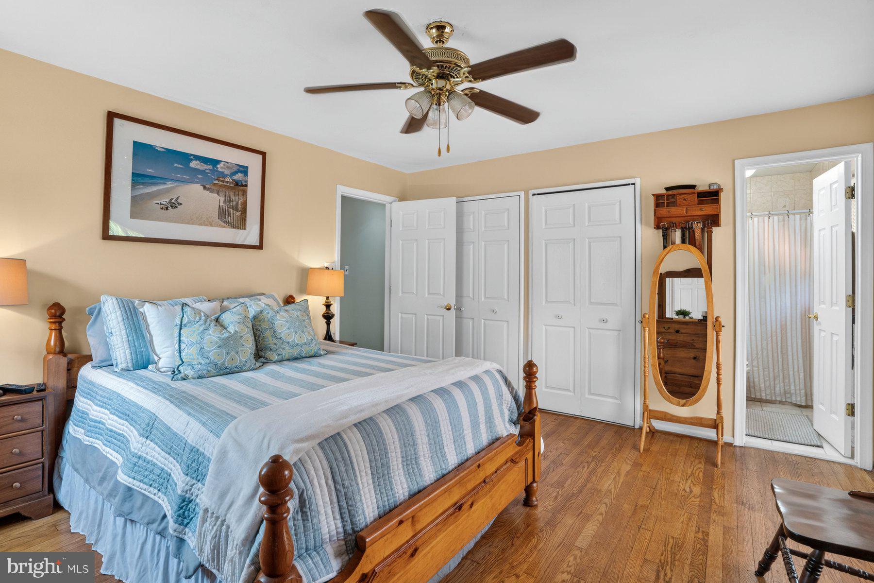 SAUNDERS POINT - Residential