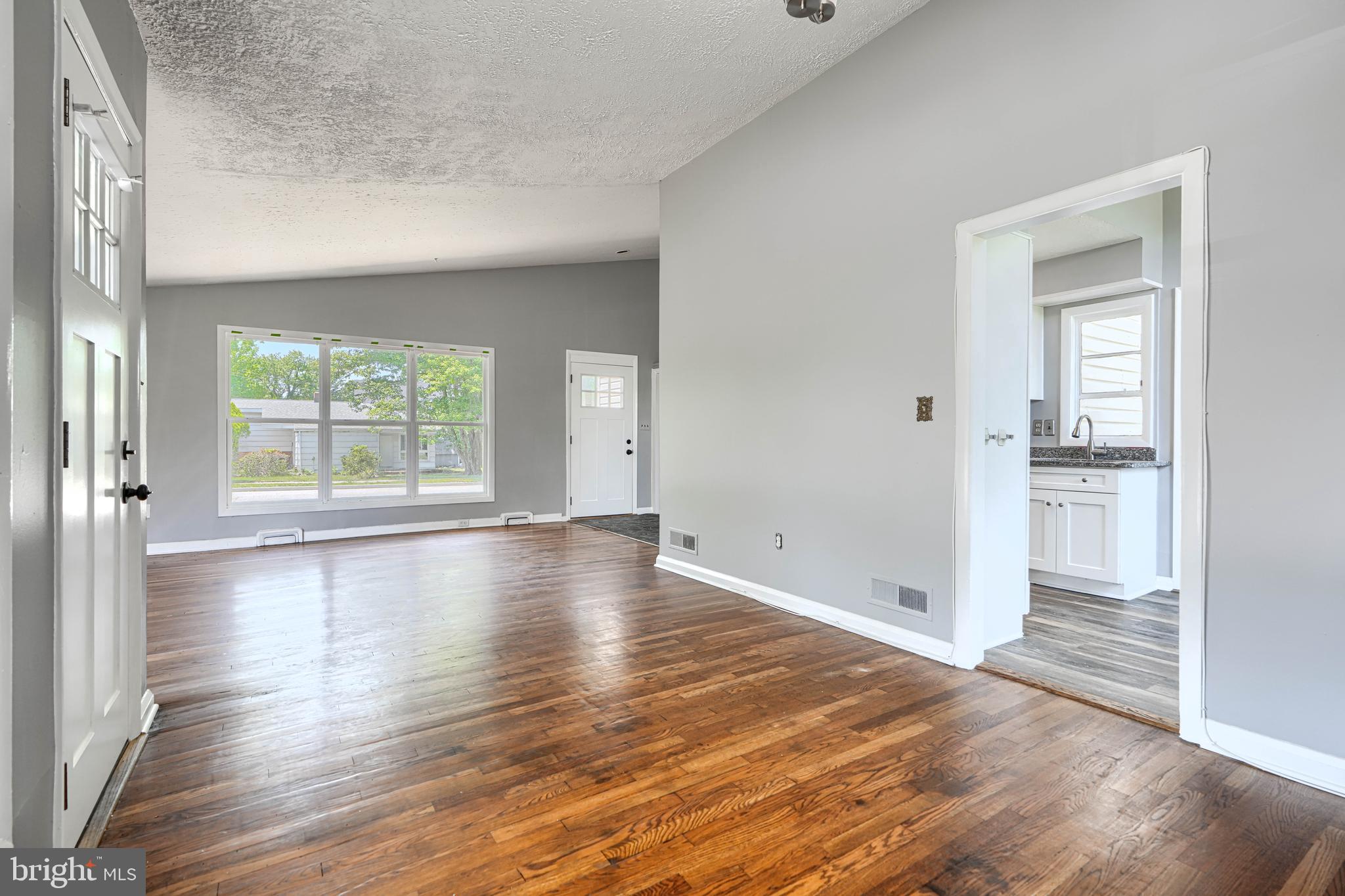 PIKESVILLE - Residential