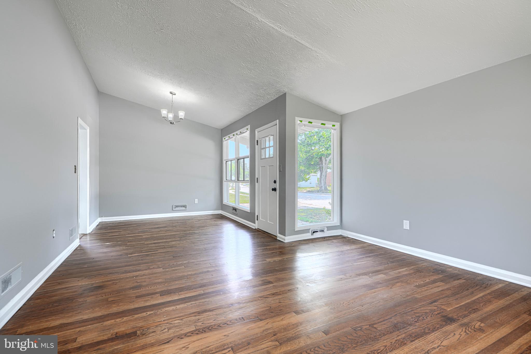 PIKESVILLE - Residential