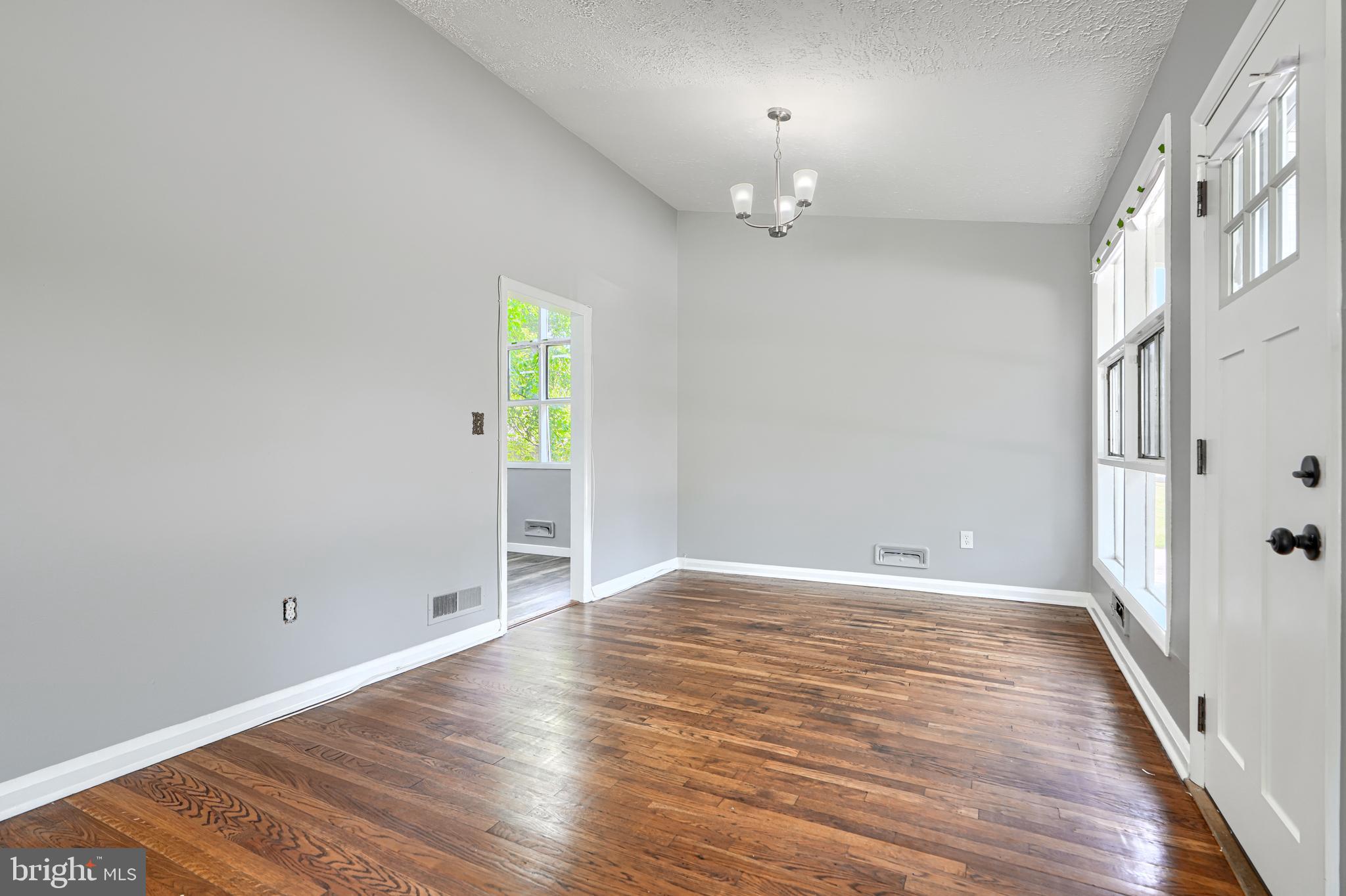 PIKESVILLE - Residential