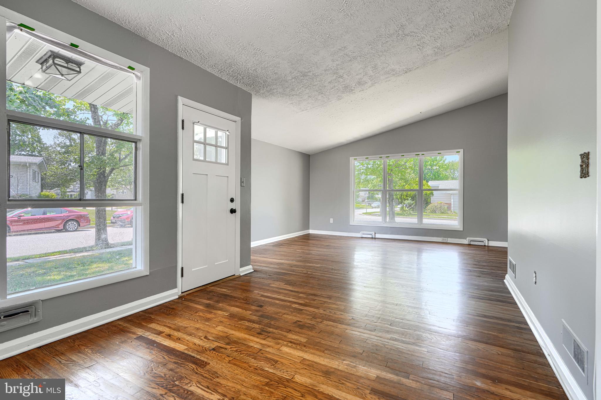PIKESVILLE - Residential