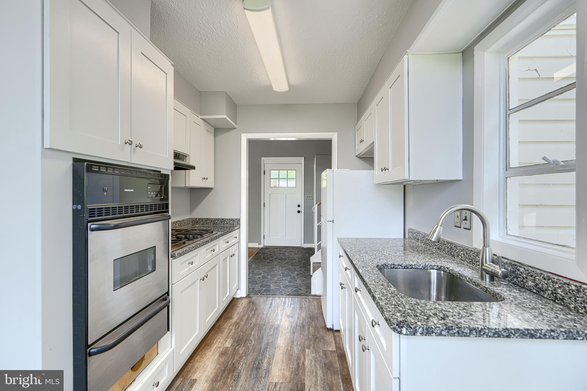 PIKESVILLE - Residential