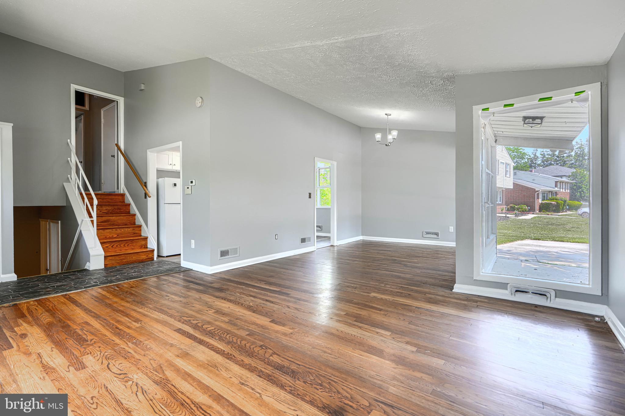 PIKESVILLE - Residential