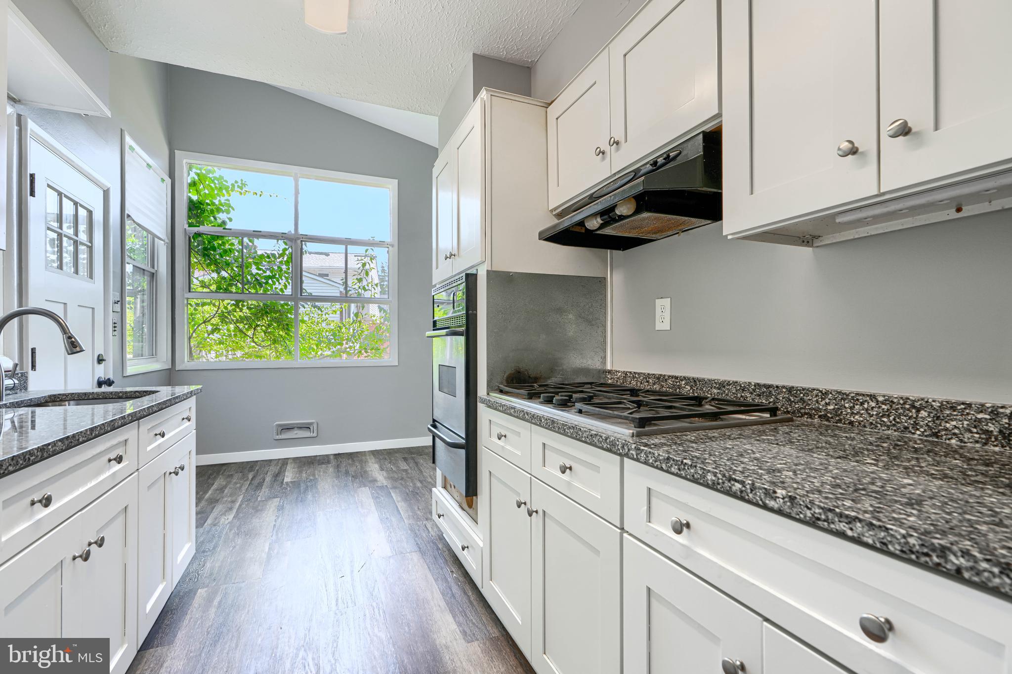 PIKESVILLE - Residential