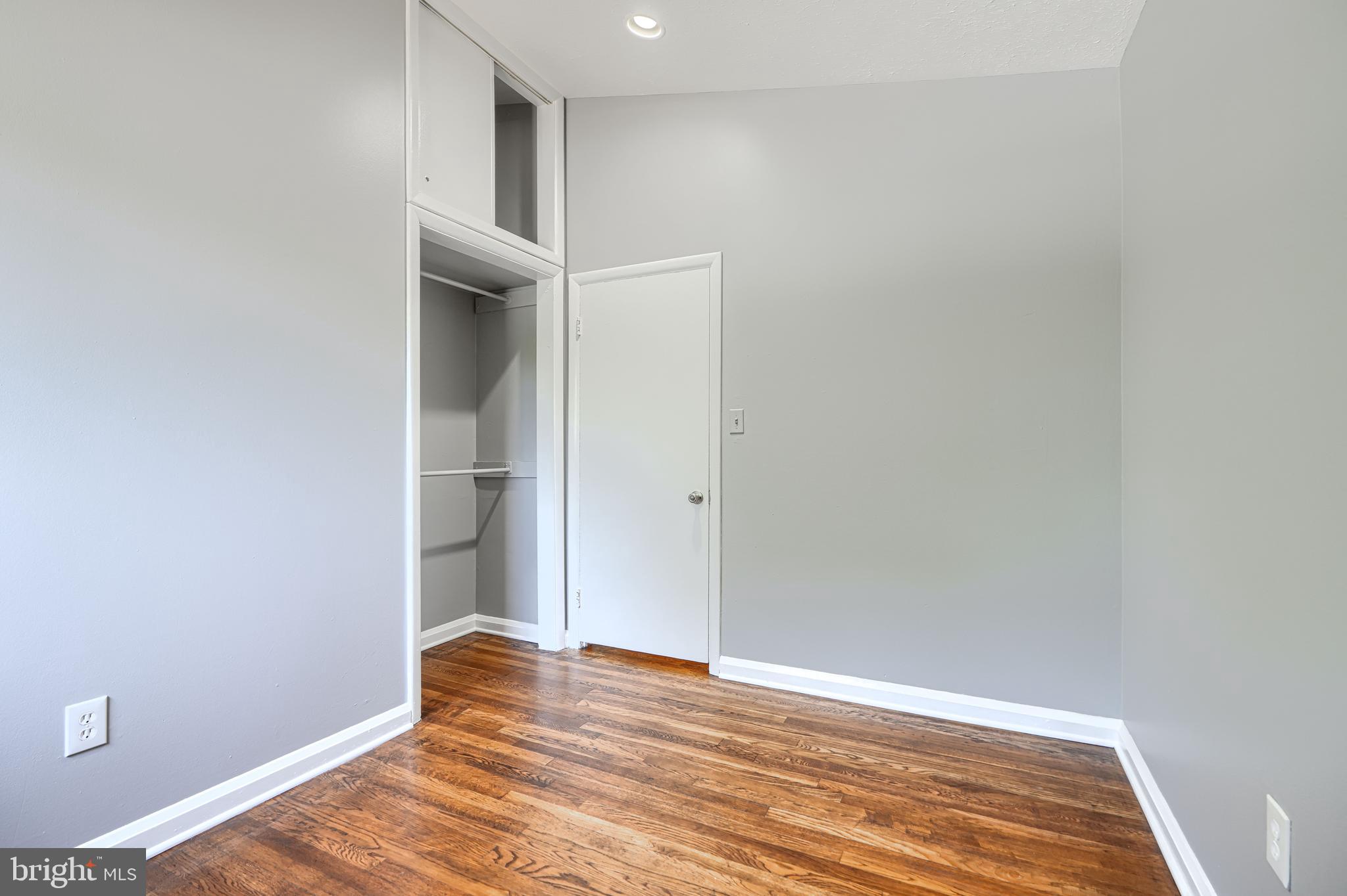 PIKESVILLE - Residential