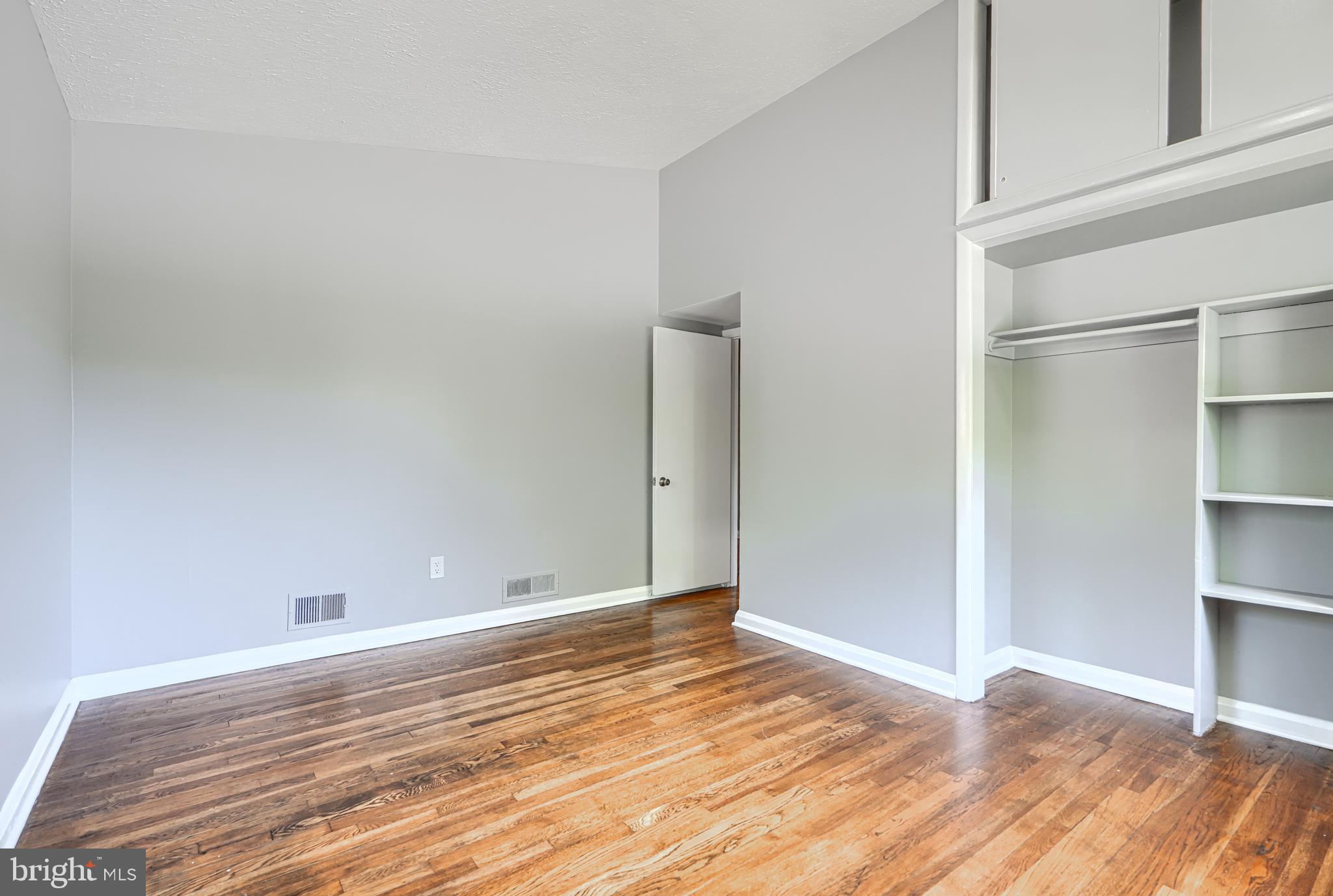 PIKESVILLE - Residential