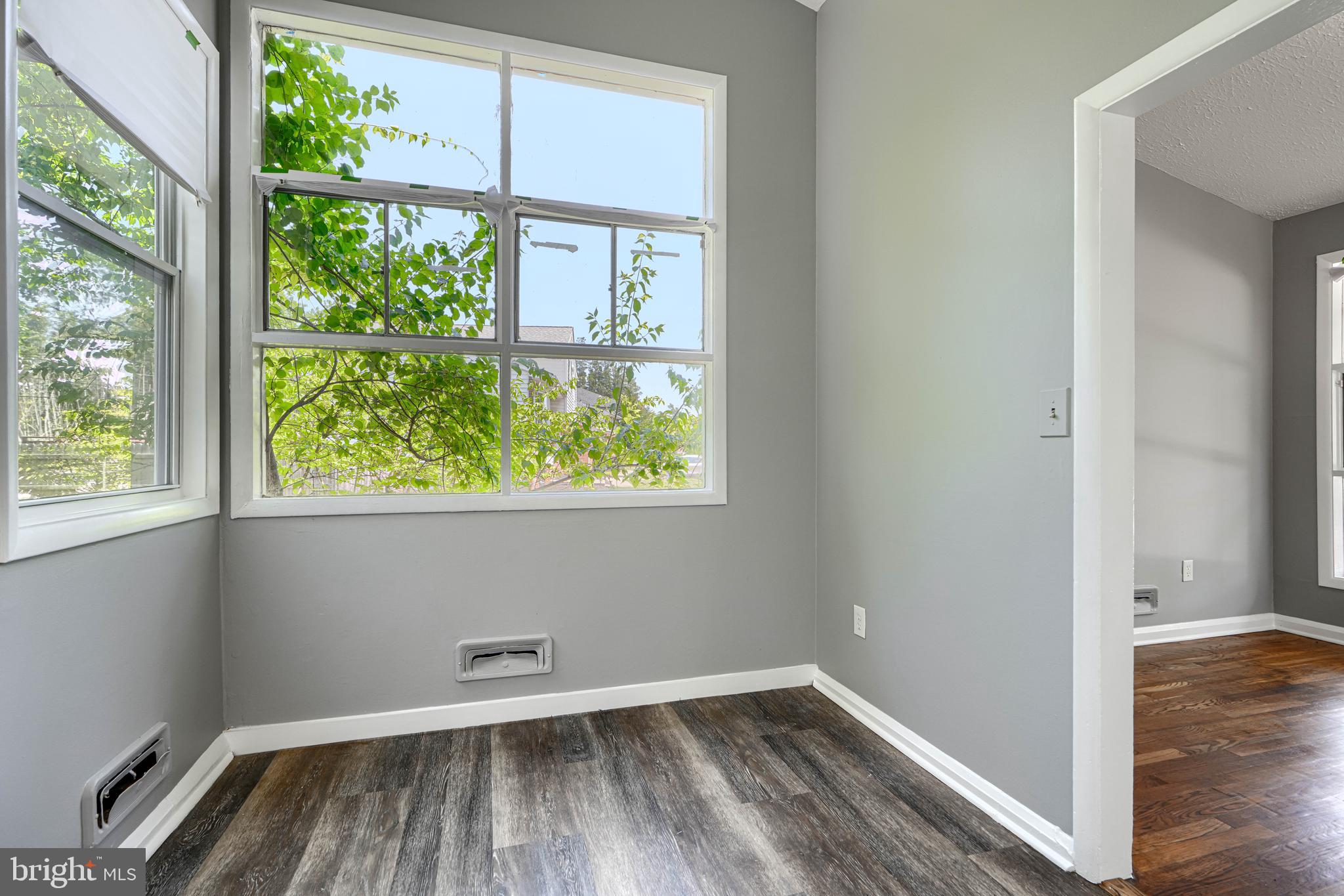 PIKESVILLE - Residential