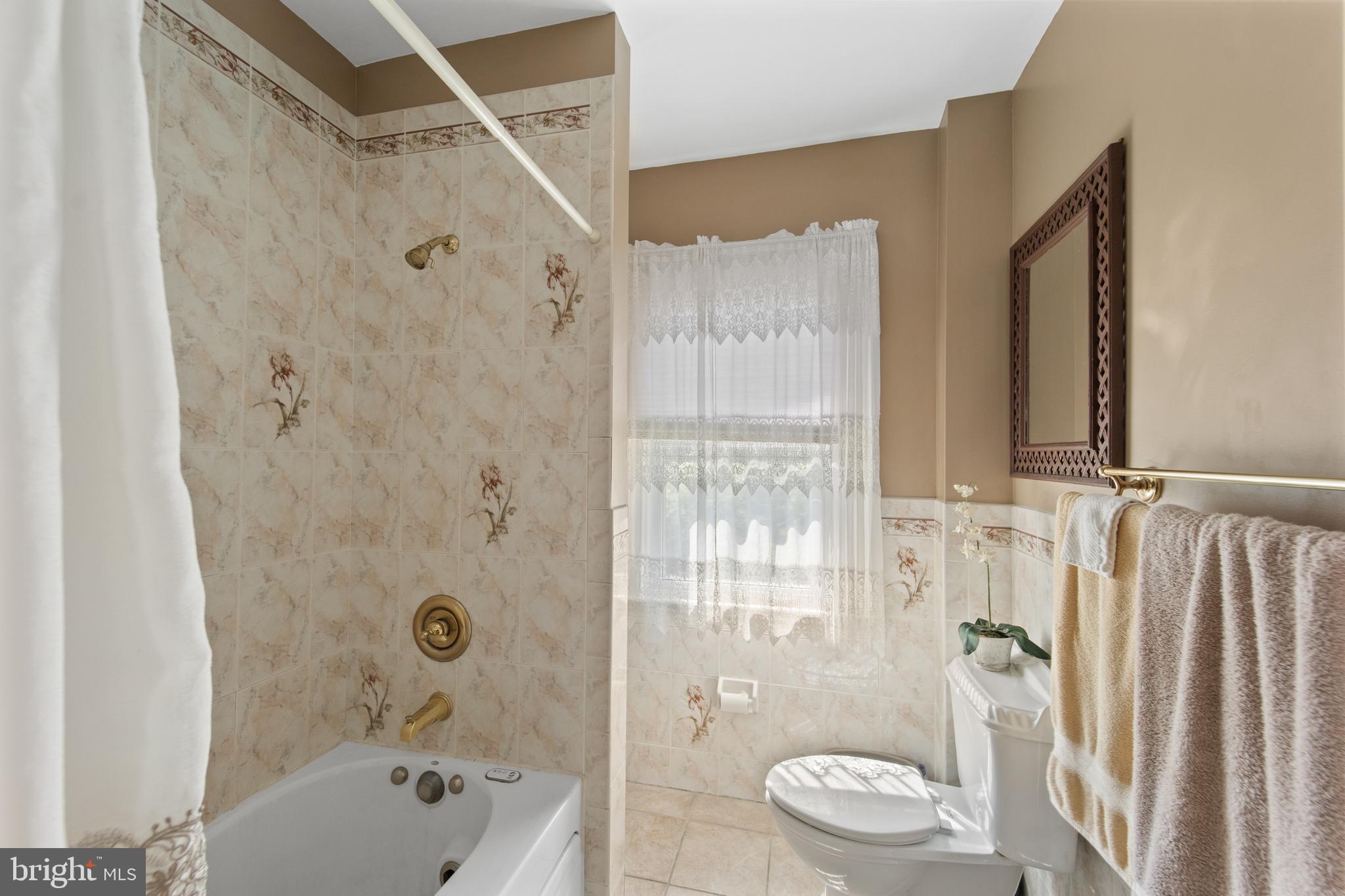 TORRESDALE MANOR - Residential
