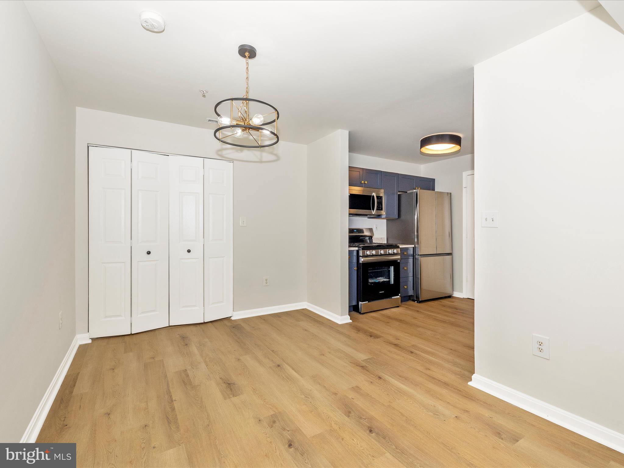 KINGSVIEW RIDGE - Residential