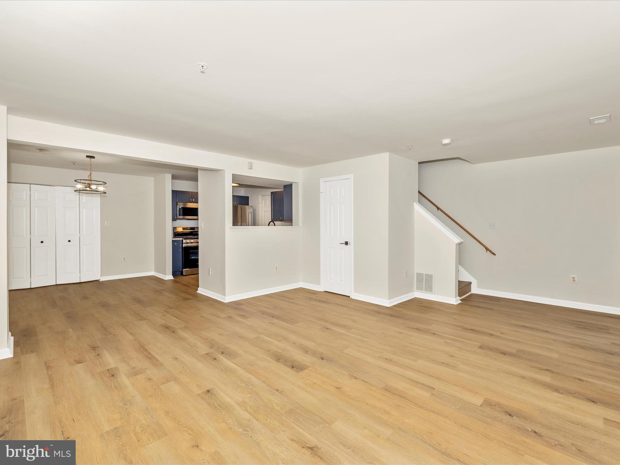 KINGSVIEW RIDGE - Residential