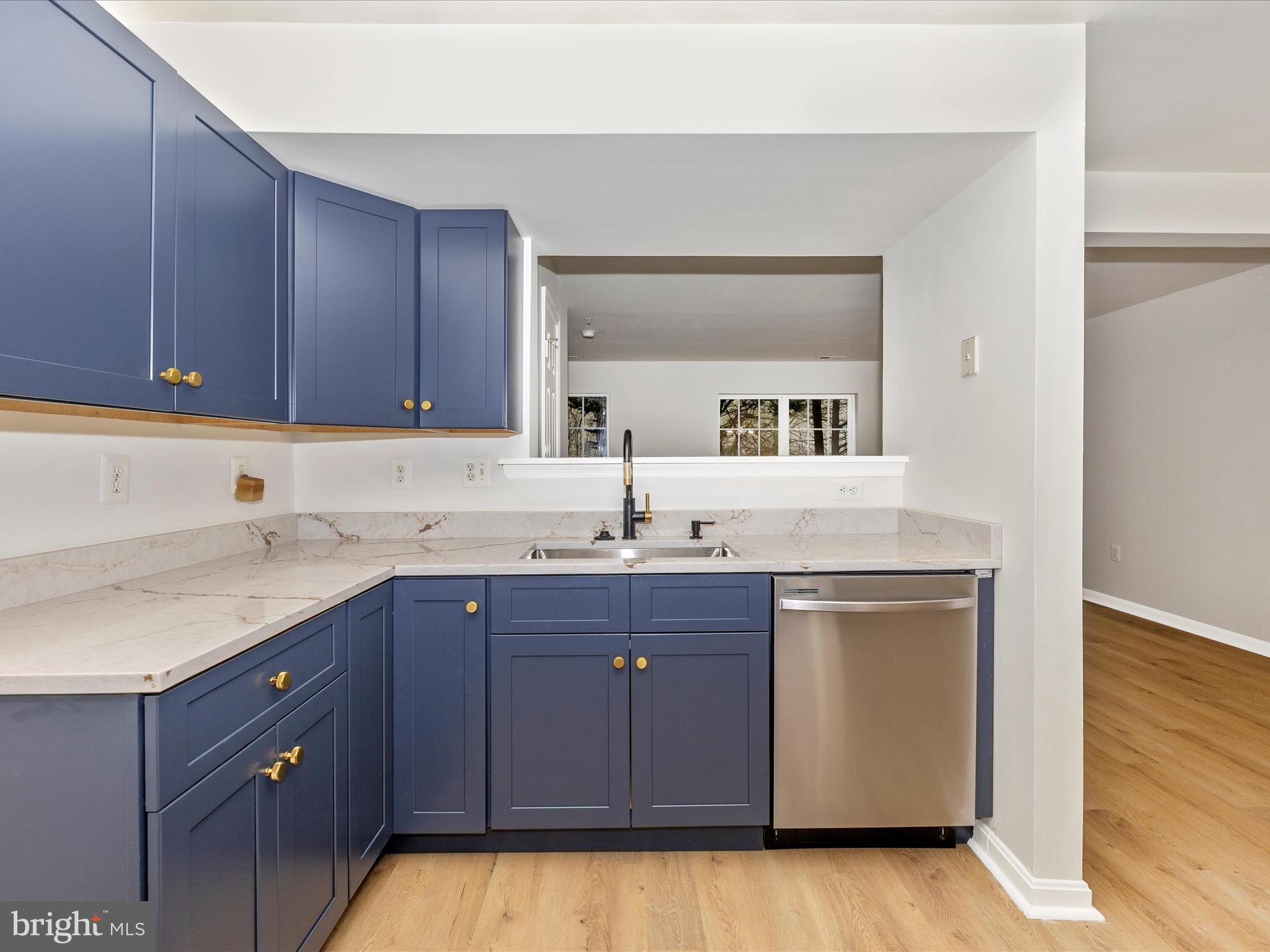 KINGSVIEW RIDGE - Residential