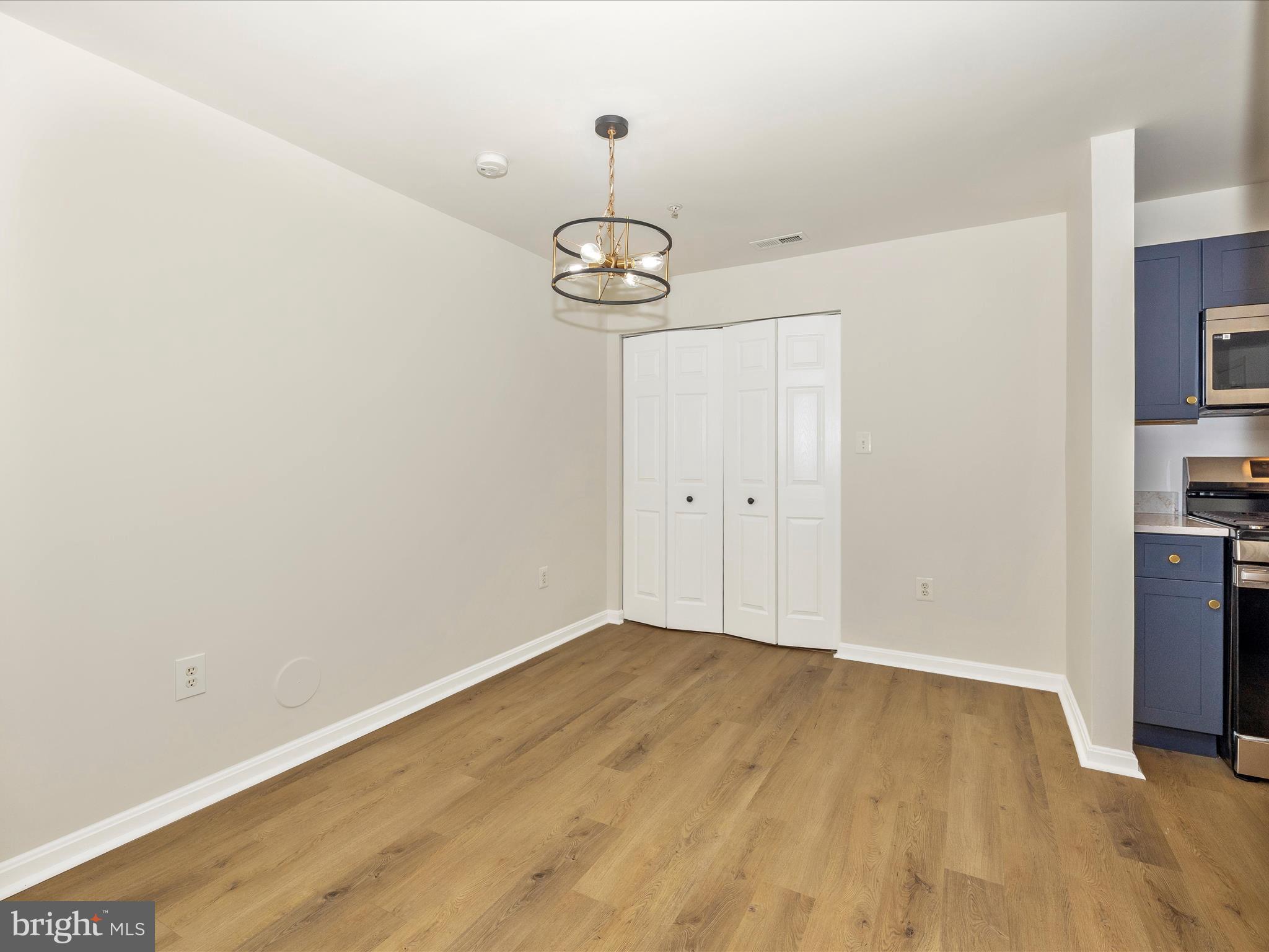 KINGSVIEW RIDGE - Residential