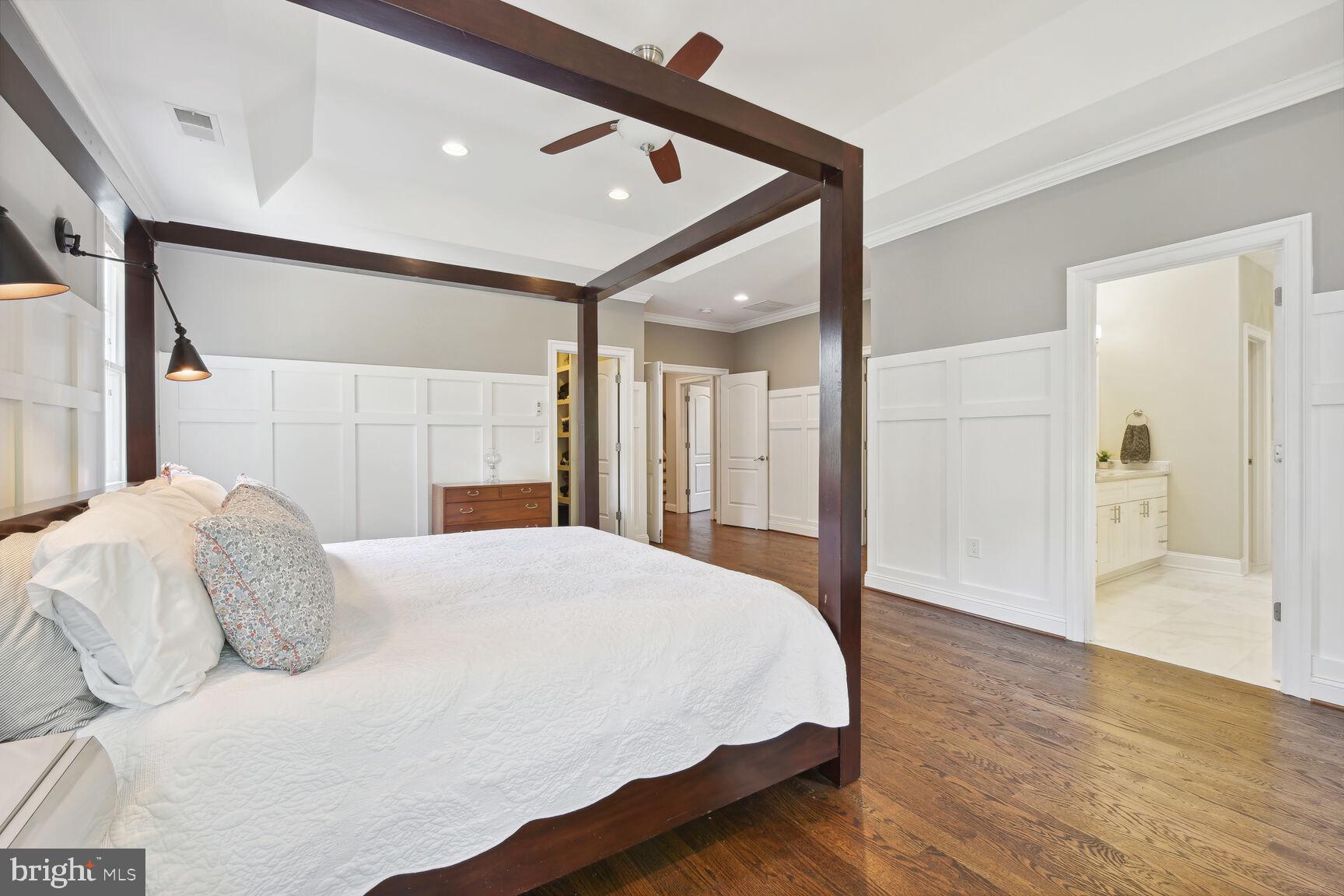 DONNA LEE GARDENS - Residential