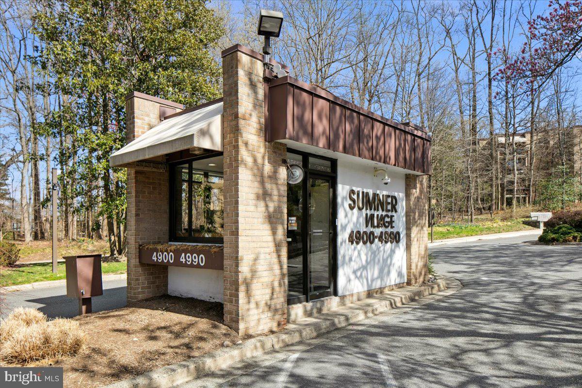 SUMNER VILLAGE - Residential