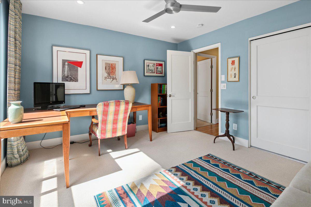 SUMNER VILLAGE - Residential