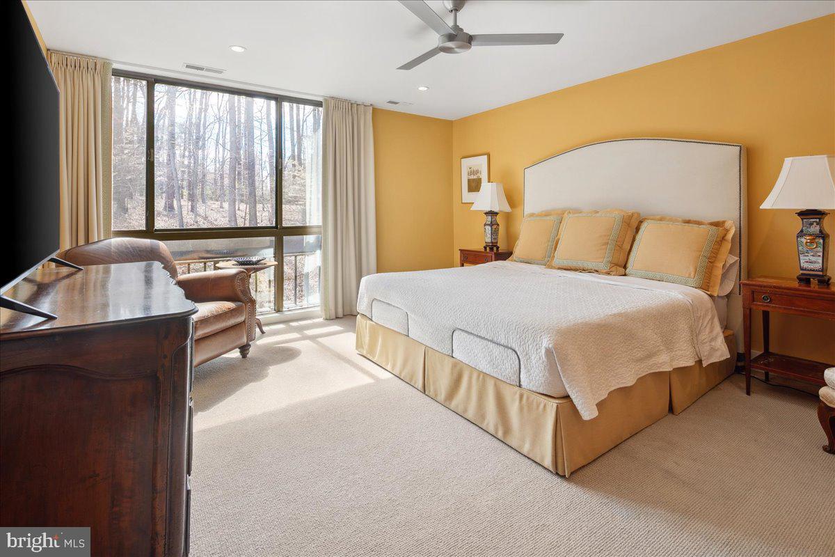 SUMNER VILLAGE - Residential