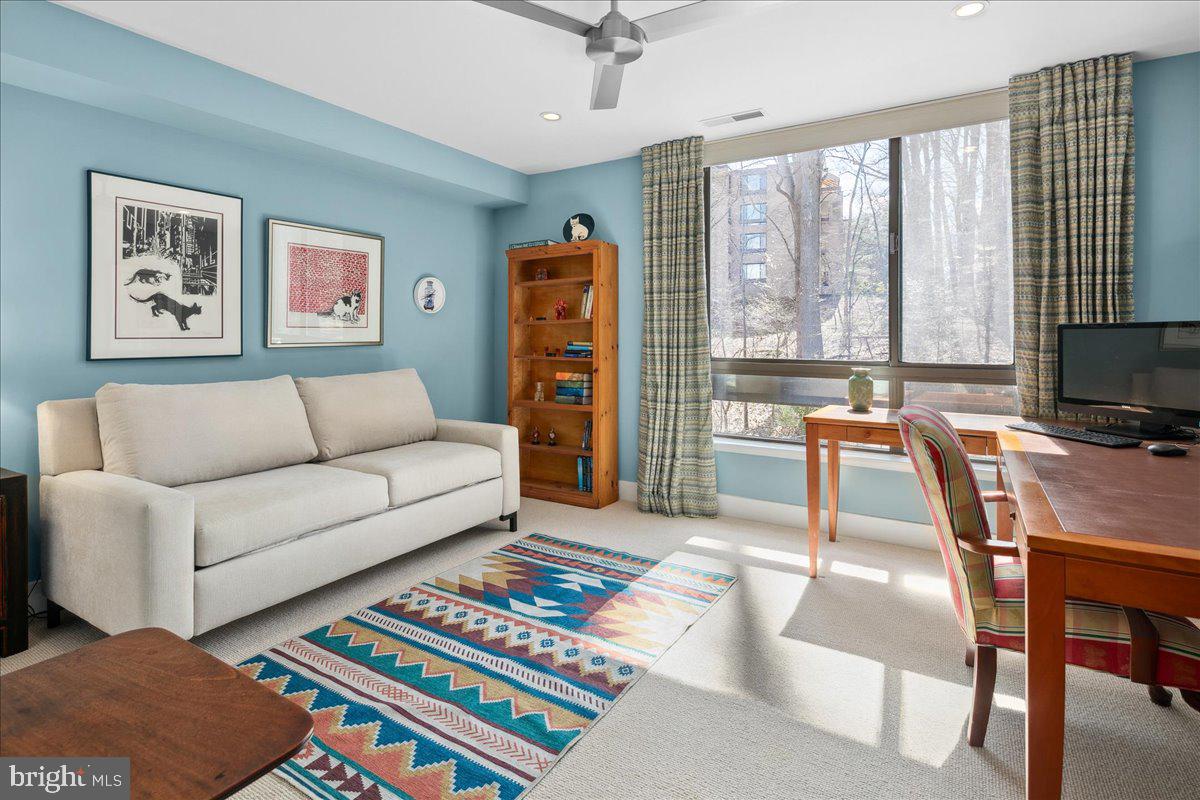 SUMNER VILLAGE - Residential