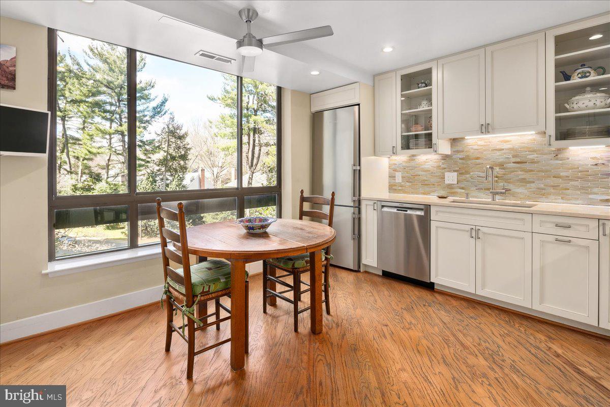 SUMNER VILLAGE - Residential