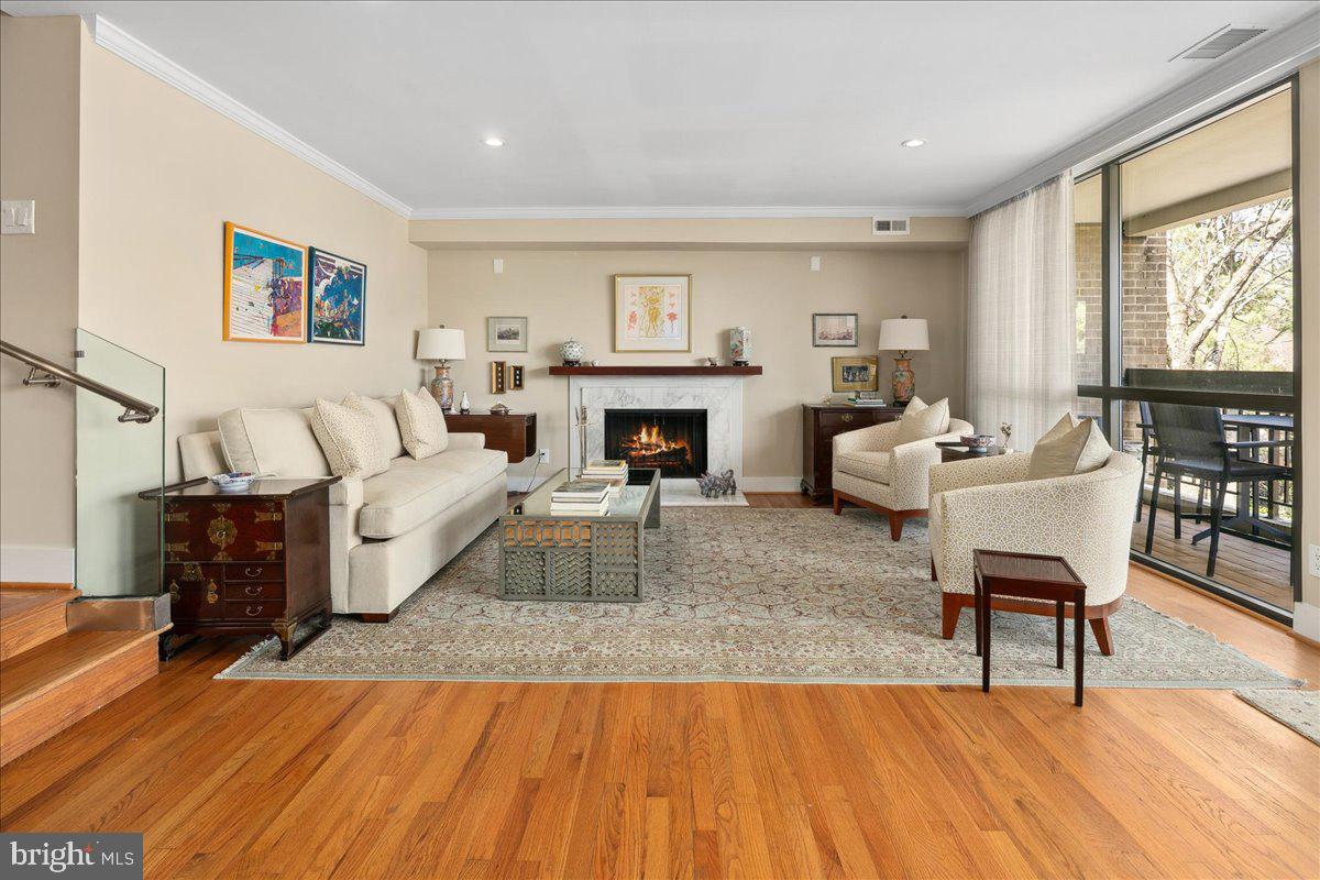 SUMNER VILLAGE - Residential