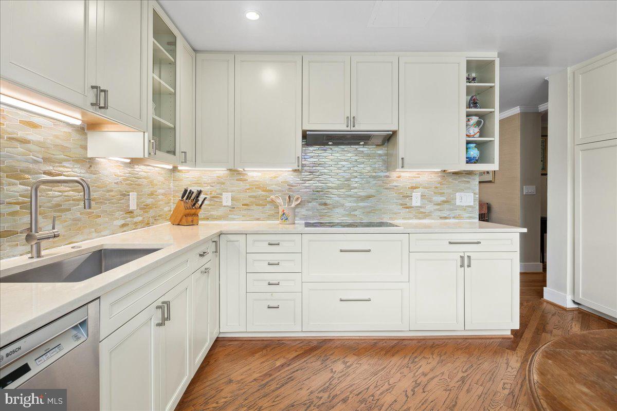 SUMNER VILLAGE - Residential