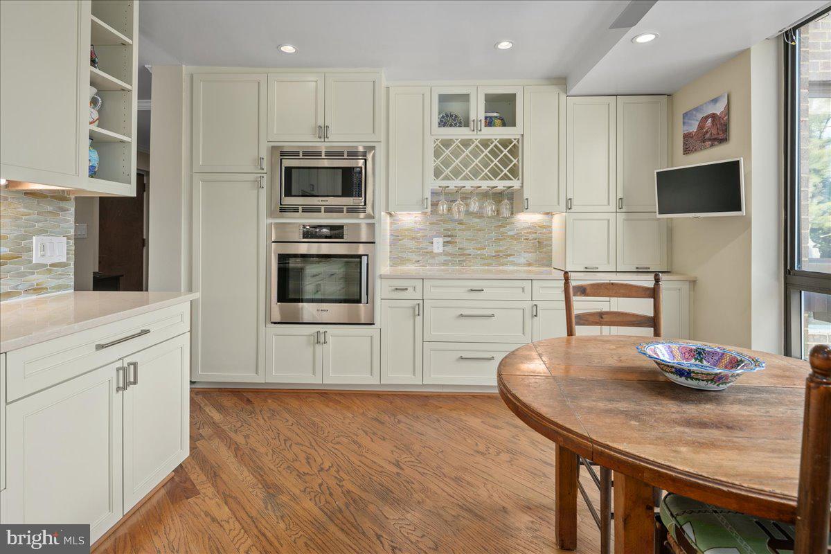 SUMNER VILLAGE - Residential