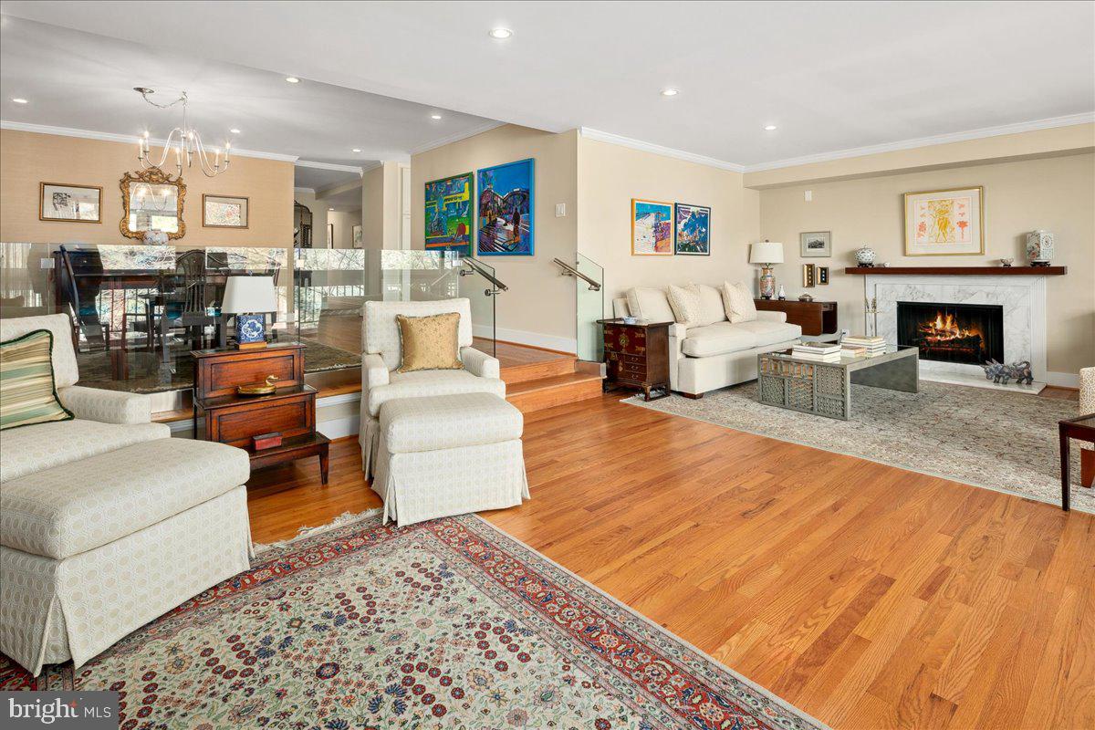 SUMNER VILLAGE - Residential