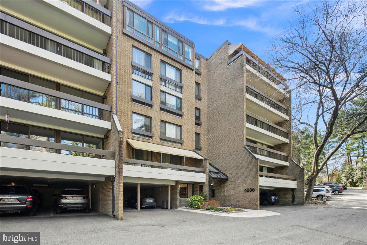 SUMNER VILLAGE - Residential