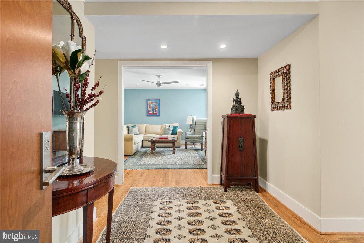 SUMNER VILLAGE - Residential