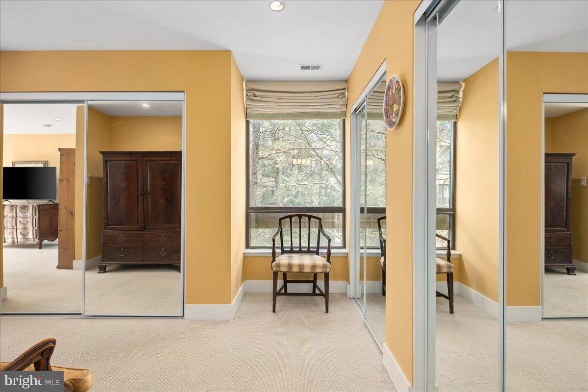 SUMNER VILLAGE - Residential