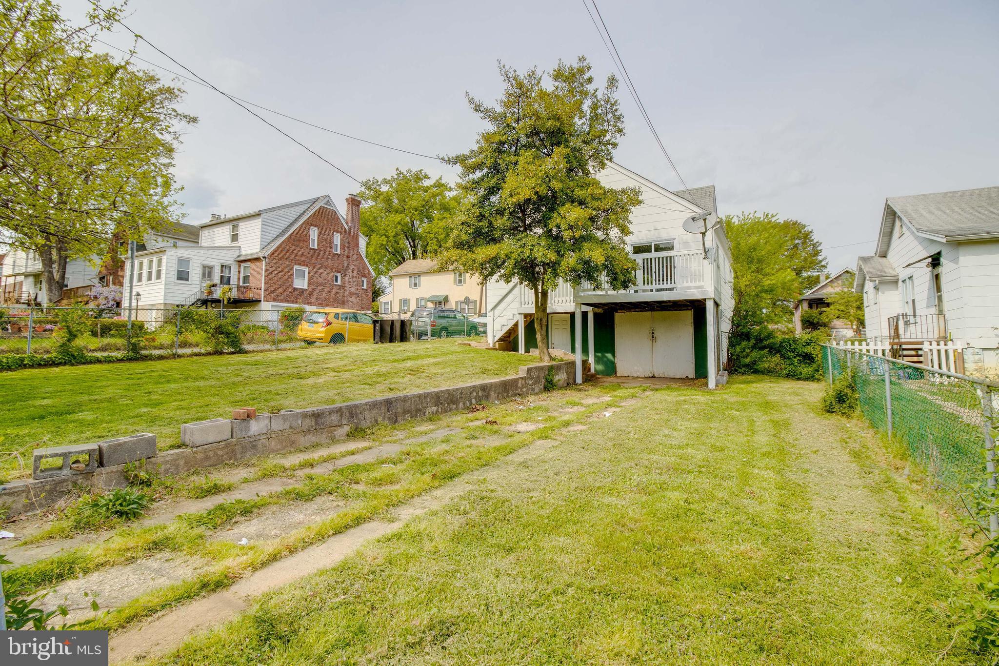 OVERLEA MANOR - Residential