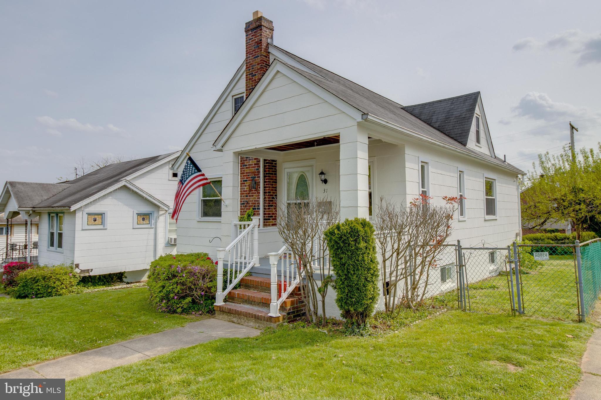 OVERLEA MANOR - Residential