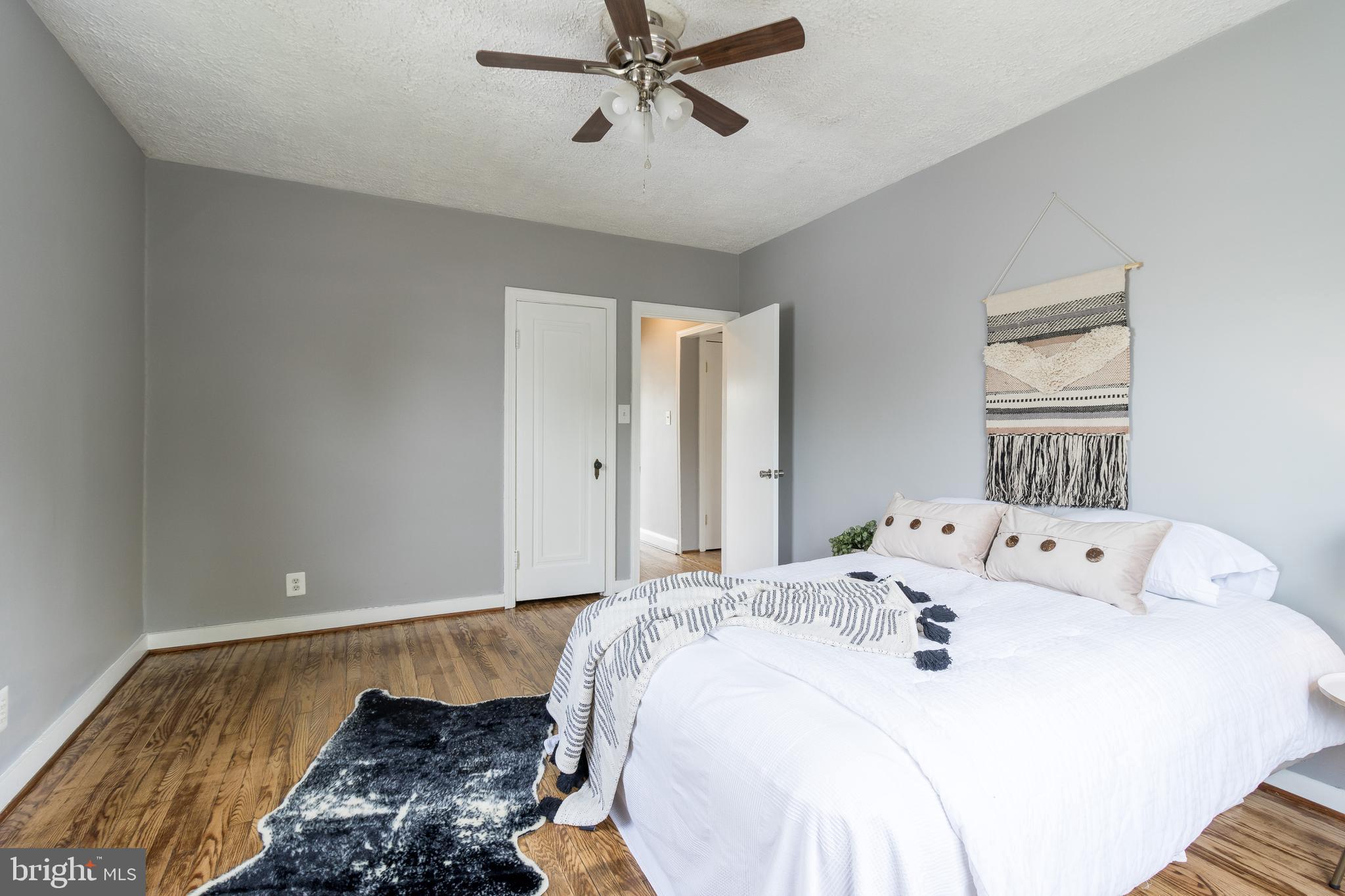 OVERLEA MANOR - Residential