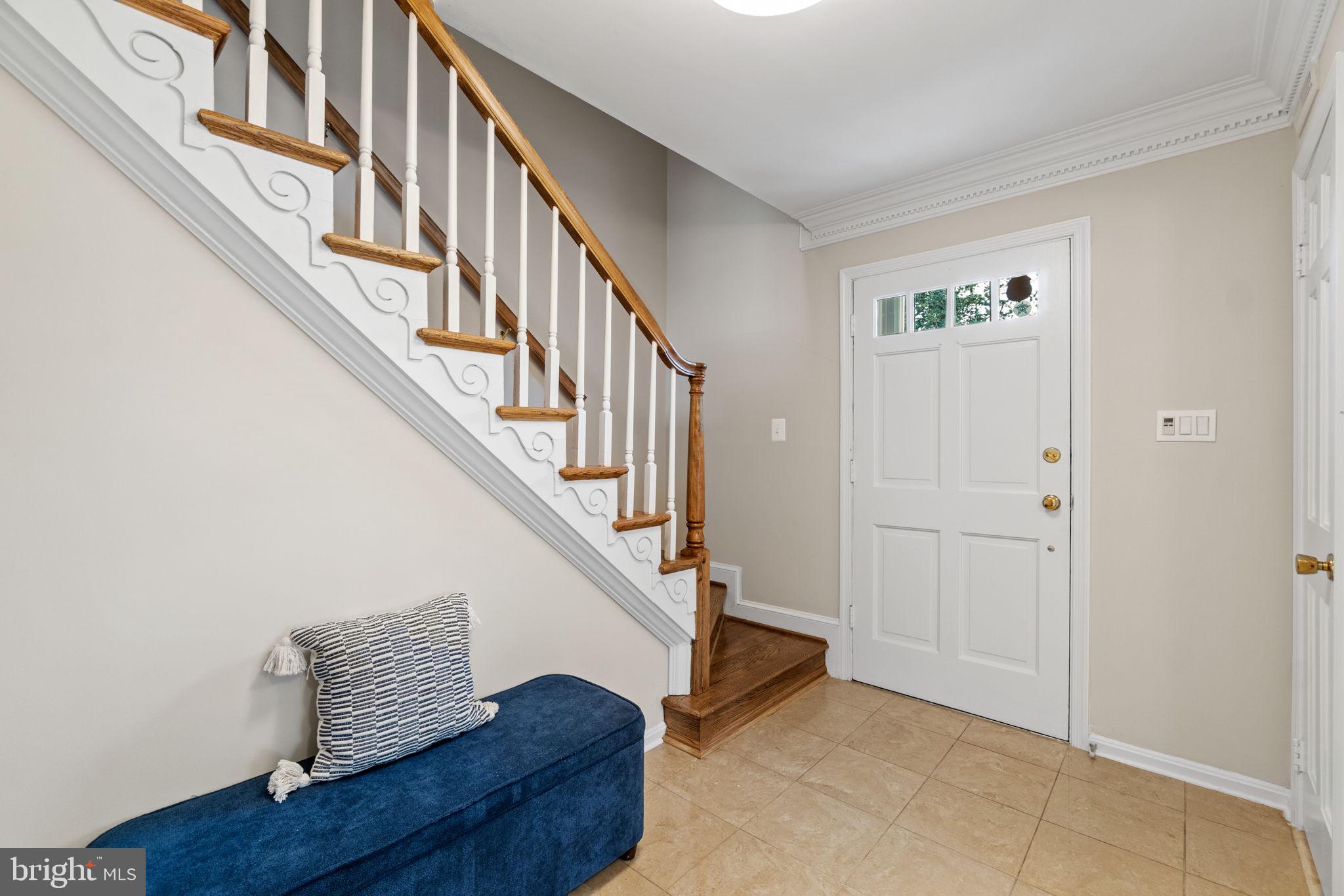 ARLINGTON RIDGE - Residential