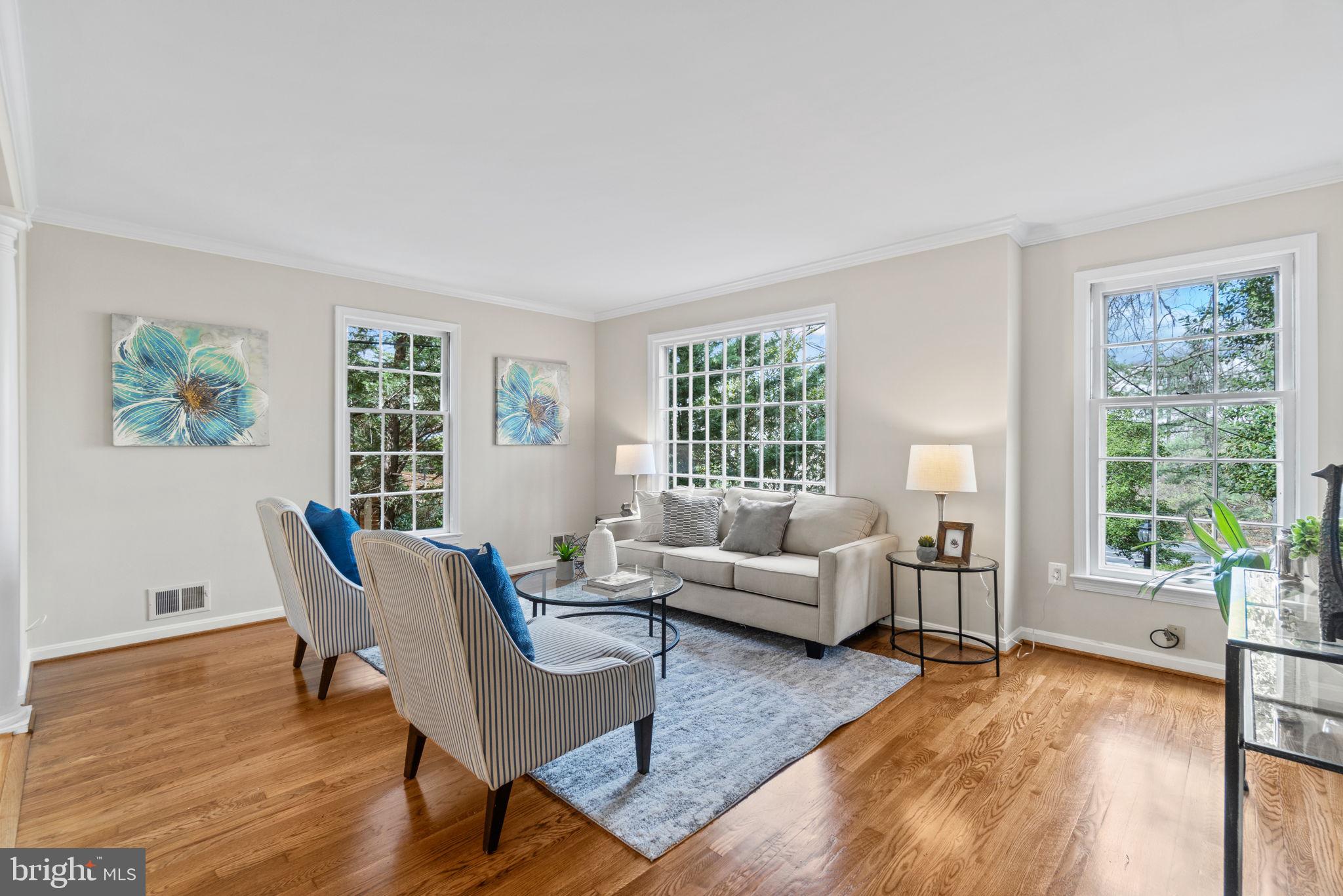 ARLINGTON RIDGE - Residential