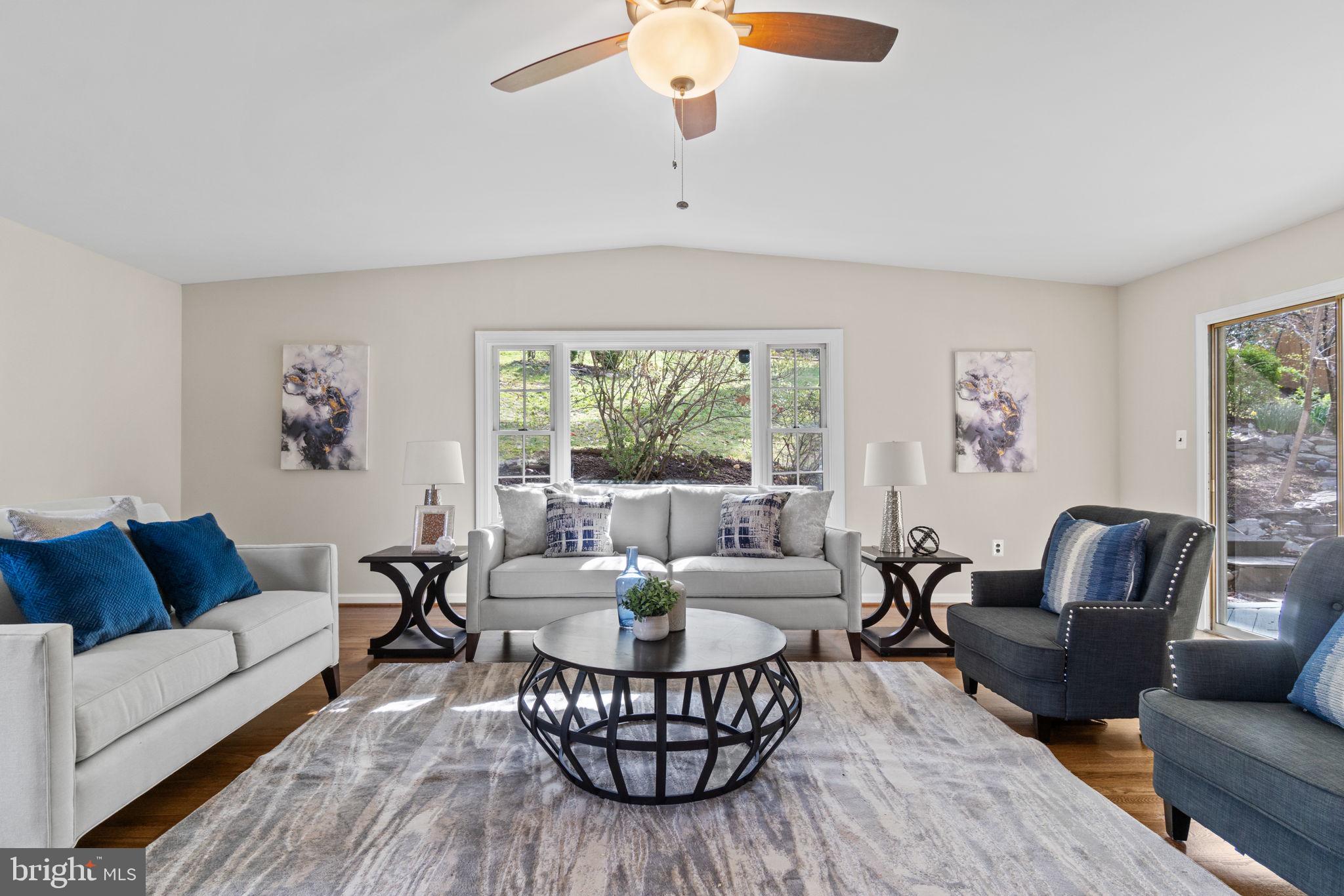 ARLINGTON RIDGE - Residential