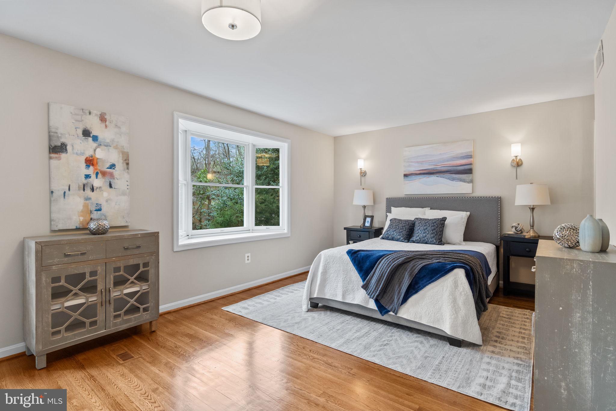 ARLINGTON RIDGE - Residential