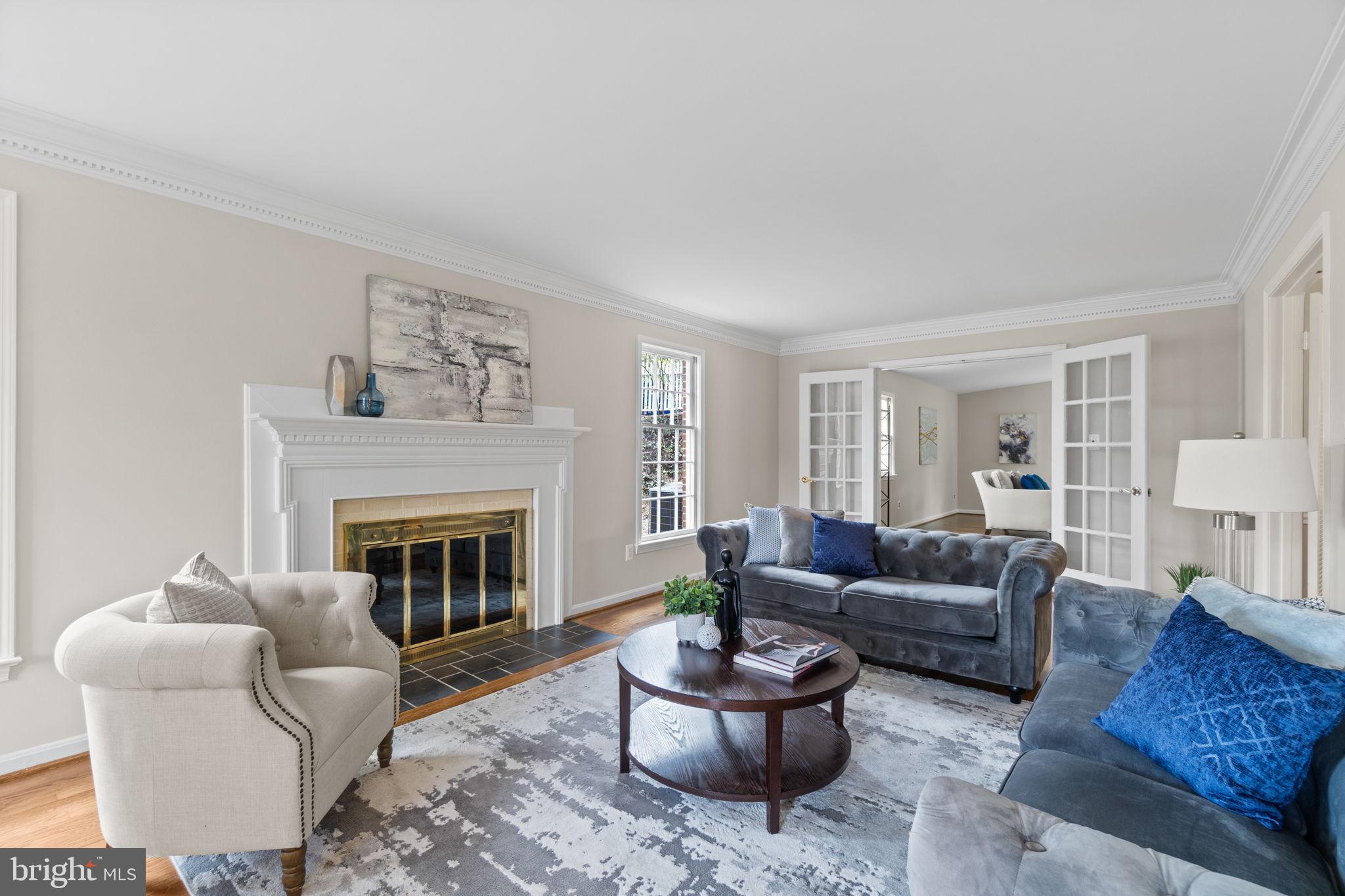 ARLINGTON RIDGE - Residential