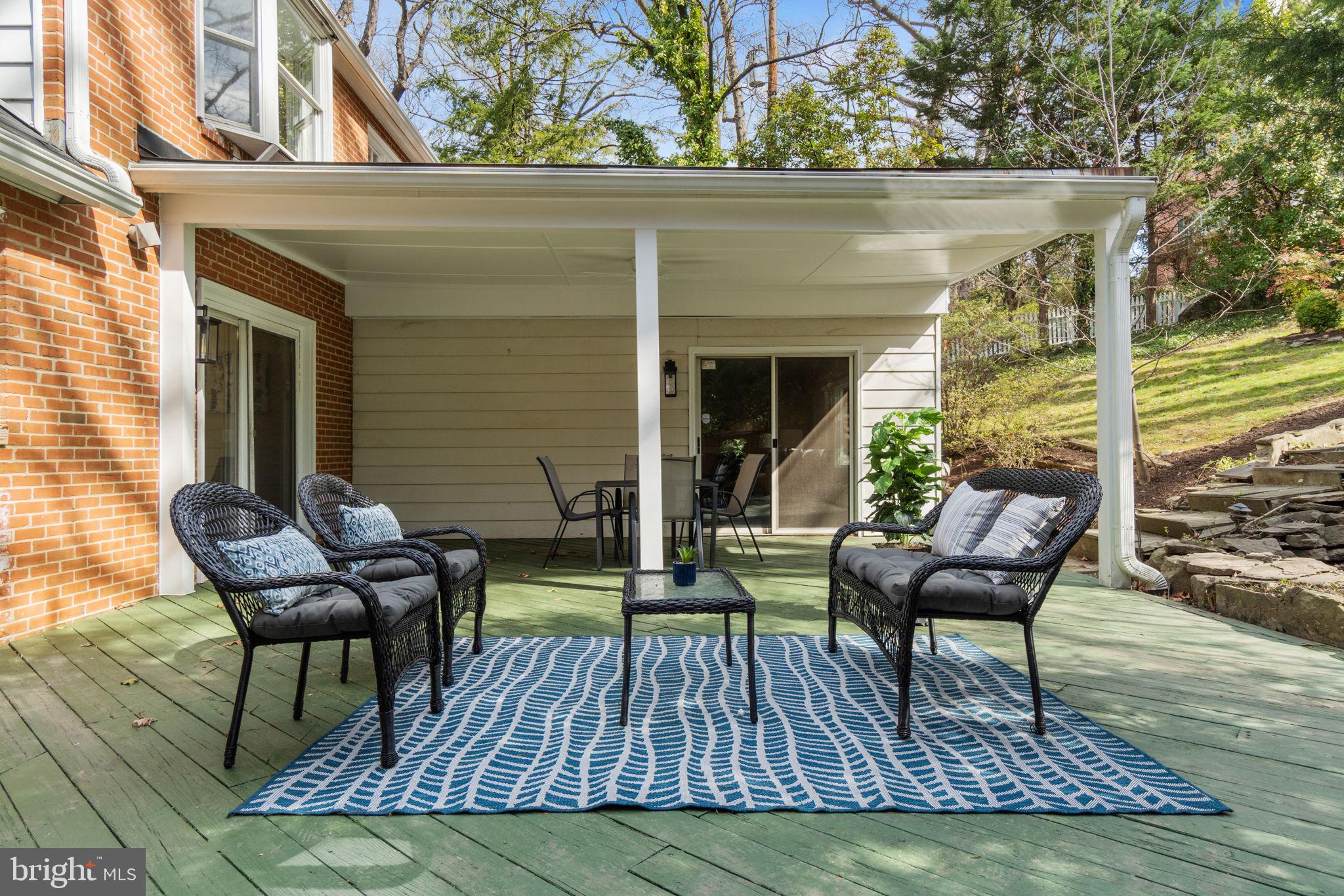 ARLINGTON RIDGE - Residential