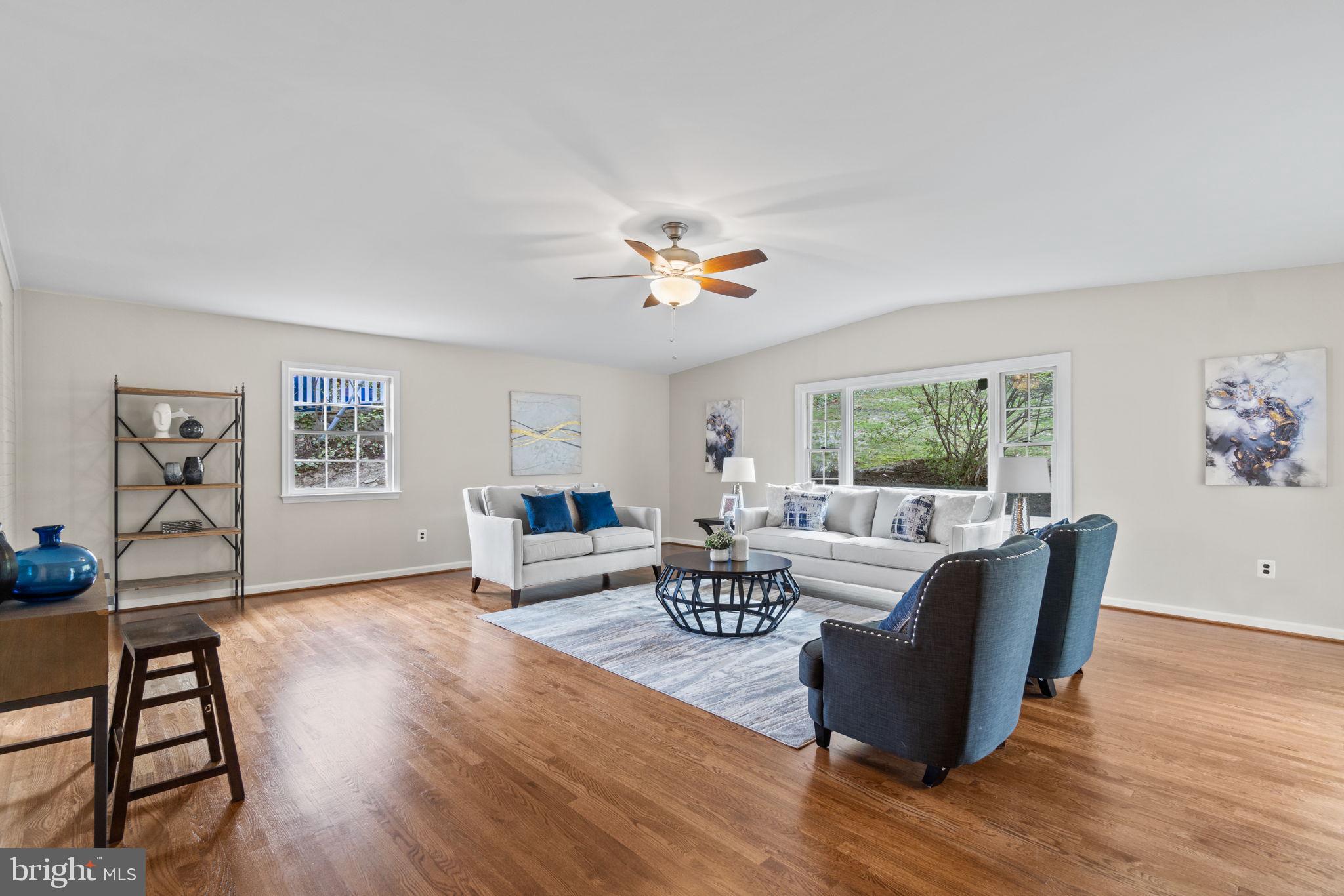 ARLINGTON RIDGE - Residential