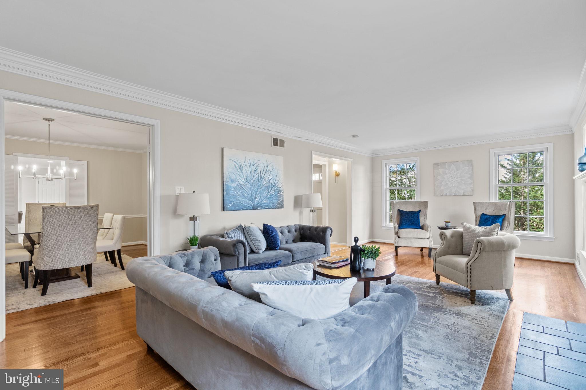 ARLINGTON RIDGE - Residential