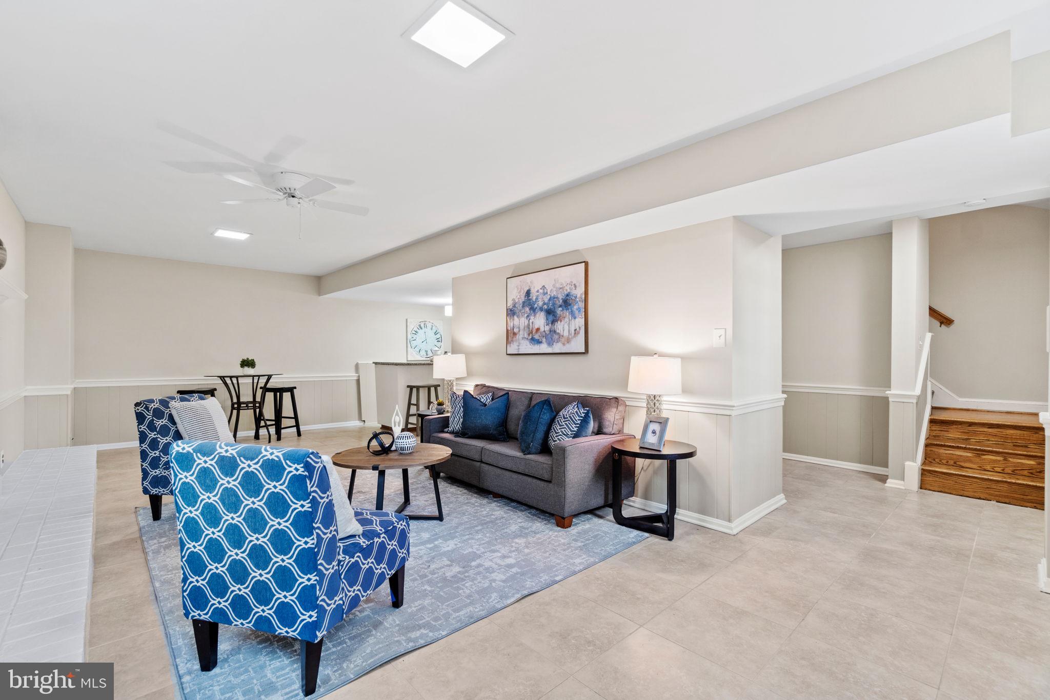 ARLINGTON RIDGE - Residential