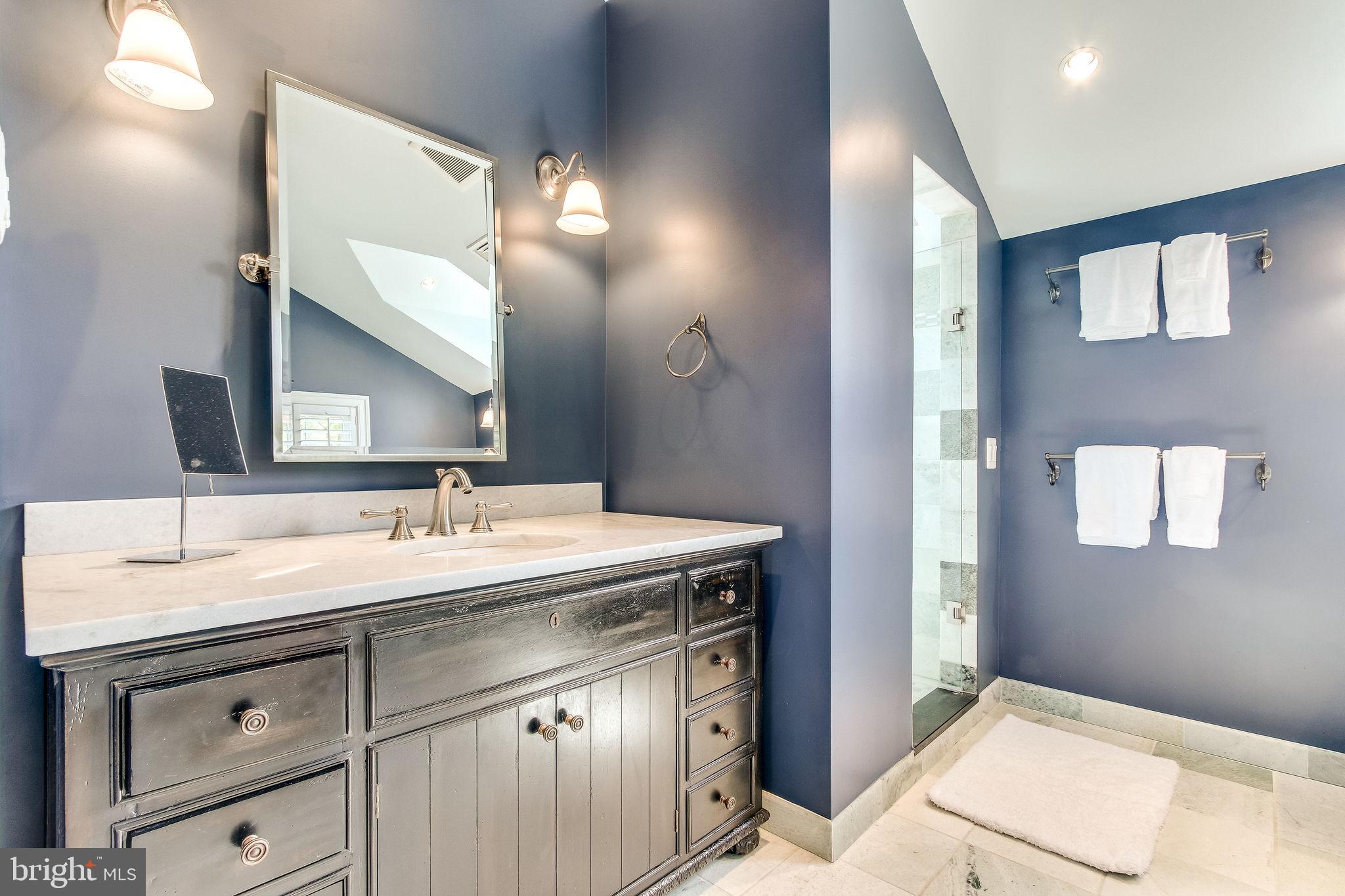 YATES GARDENS - Residential