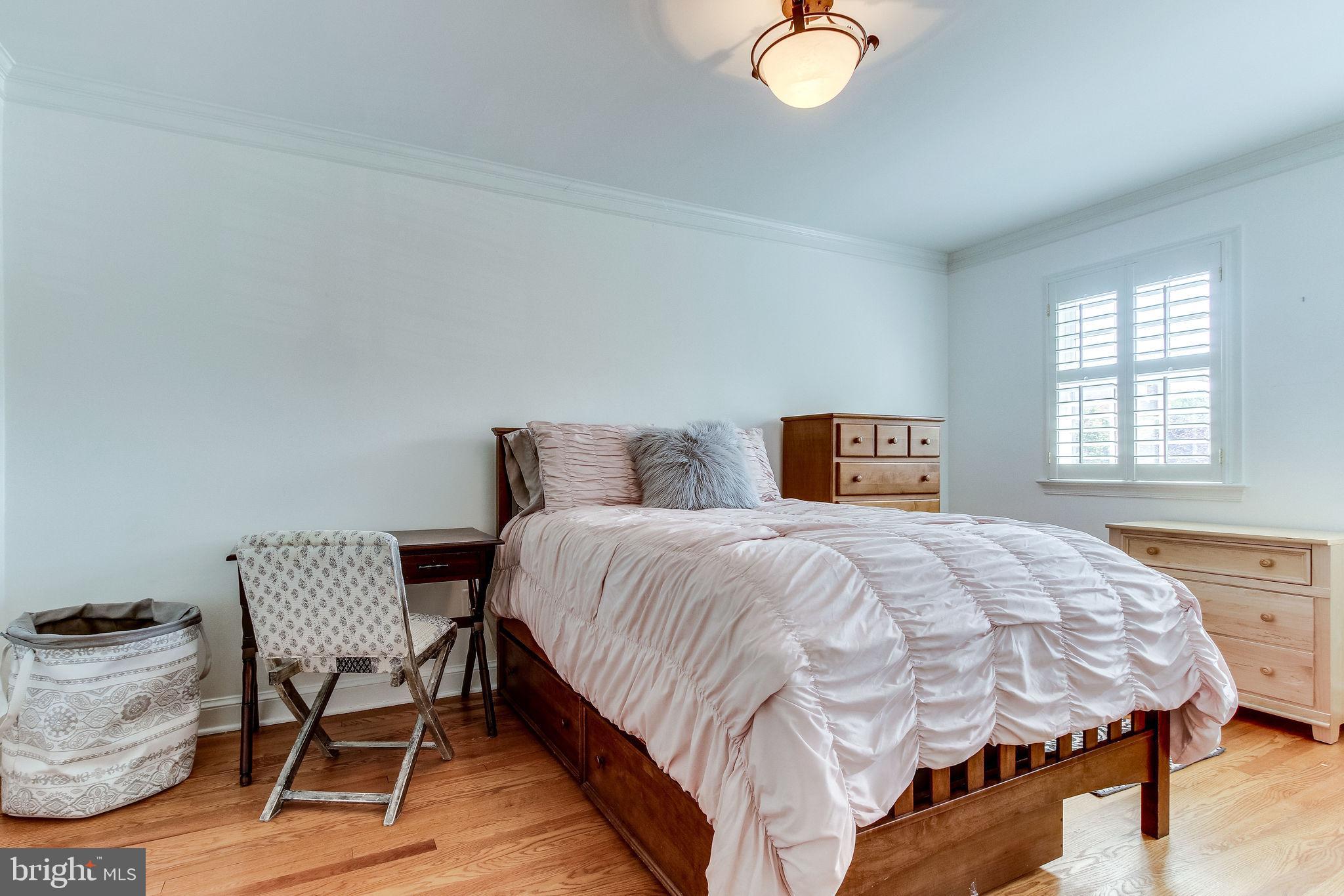 YATES GARDENS - Residential