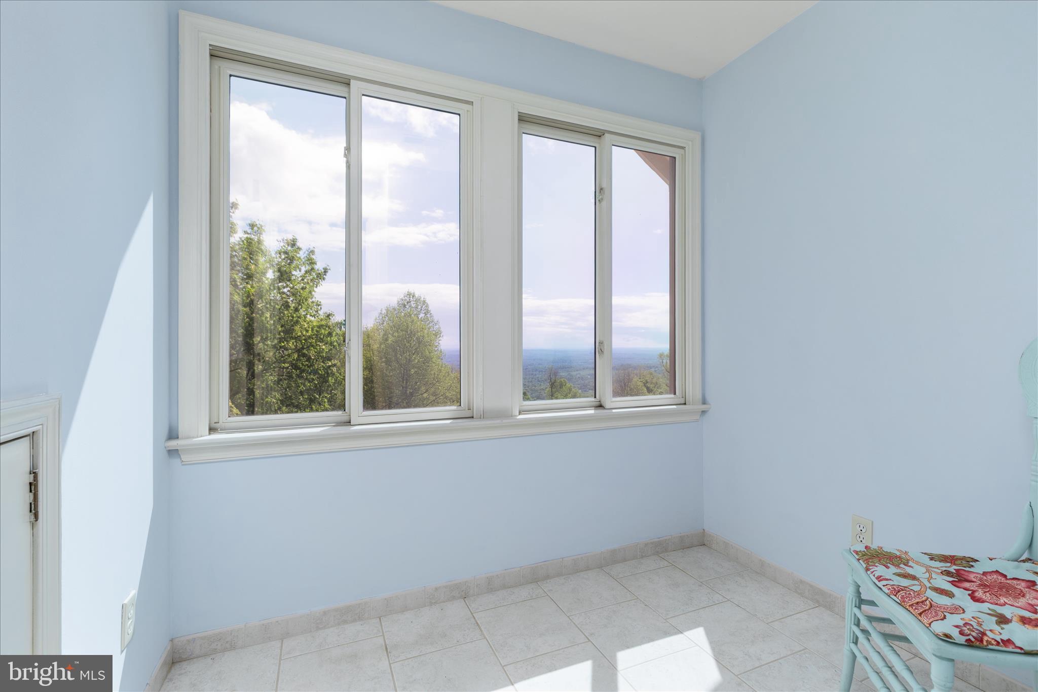 SKYLINE ORCHARDS - Residential