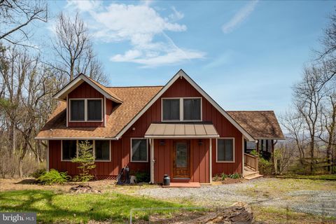 Photo of 17352 Raven Rocks Road, BLUEMONT, VA 20135 (MLS # VALO2119730)