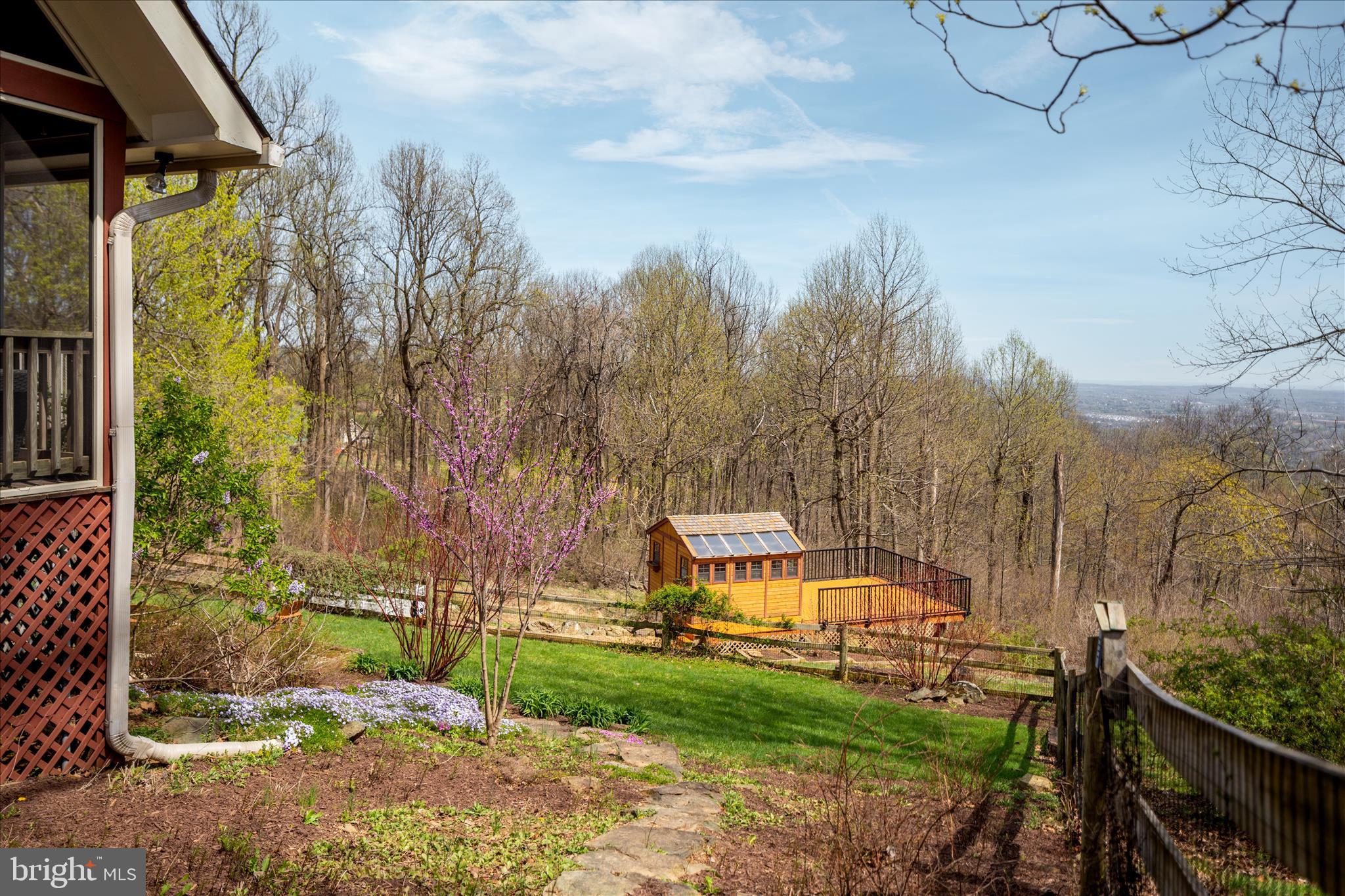 SKYLINE ORCHARDS - Residential